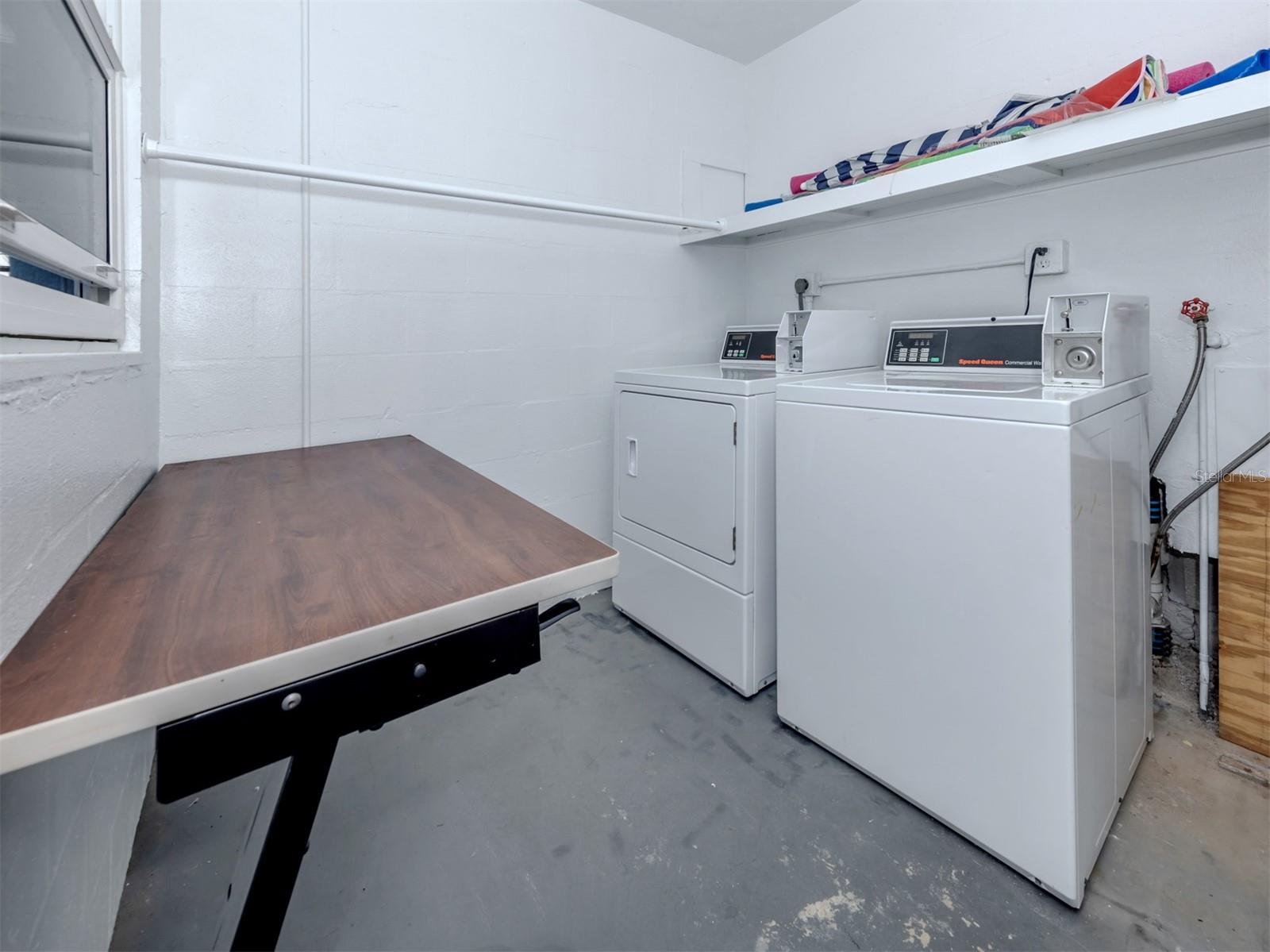 Image 30 of 79 For 73 Avenida Messina  6