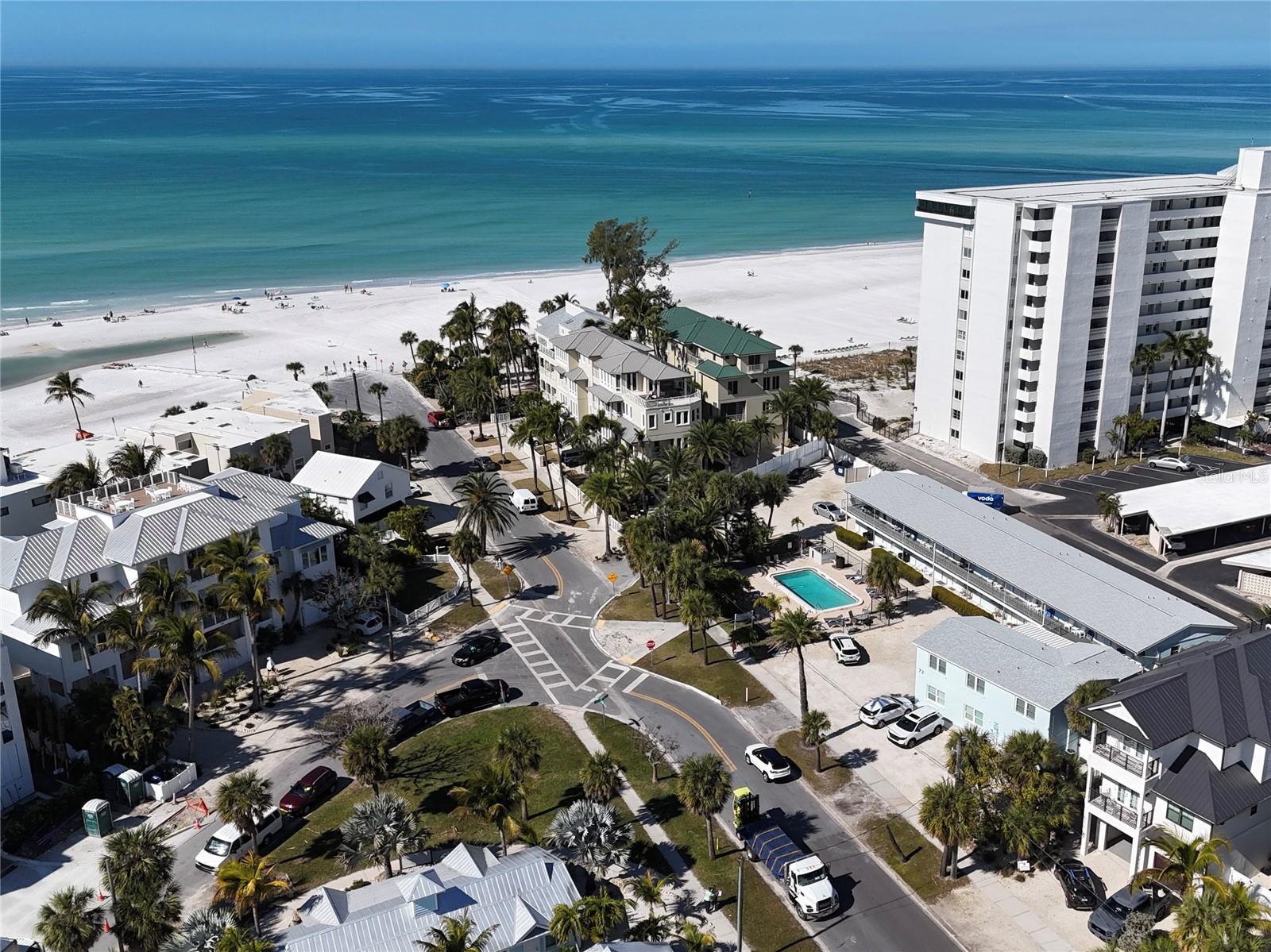 Image 37 of 79 For 73 Avenida Messina  6