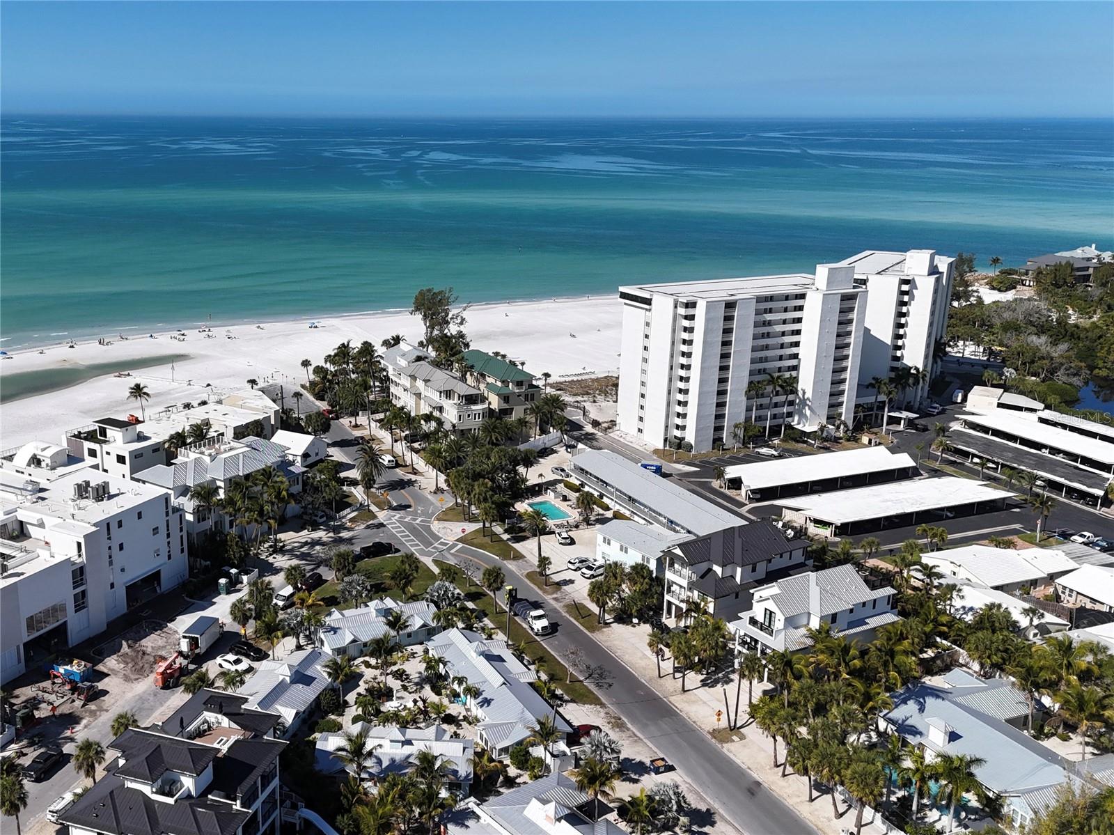 Image 41 of 79 For 73 Avenida Messina  6