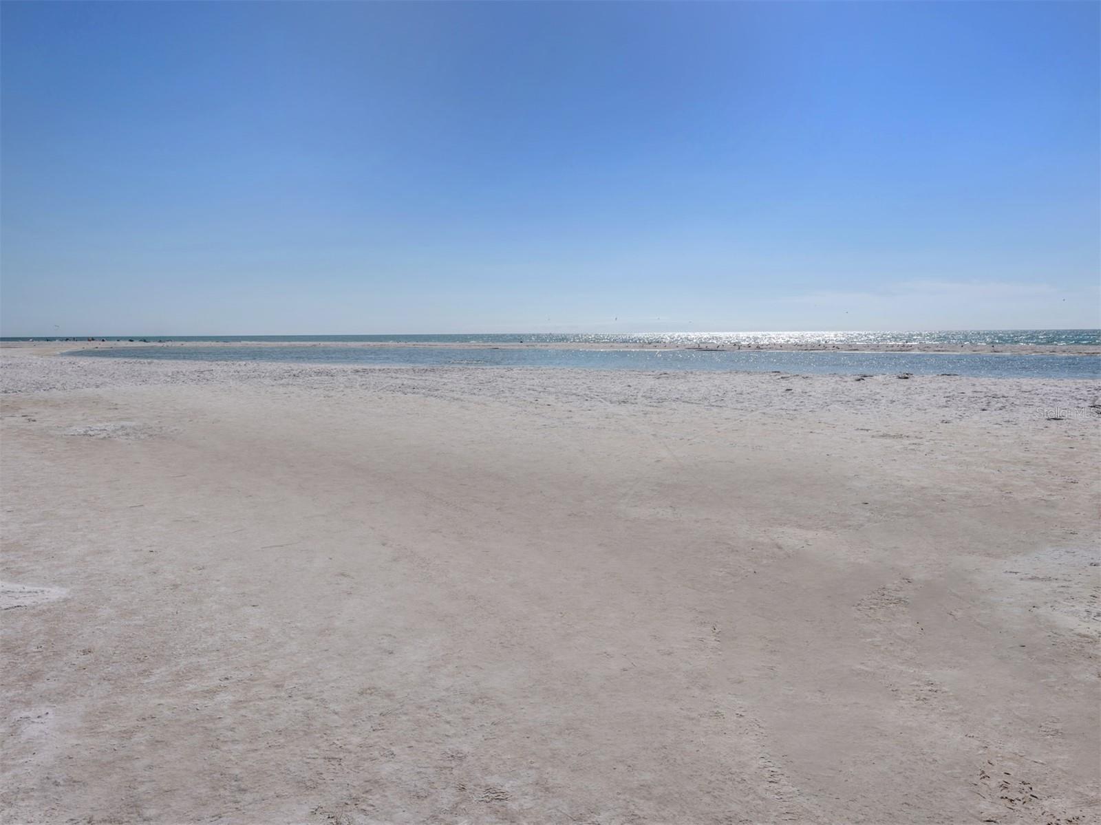 Image 44 of 79 For 73 Avenida Messina  6