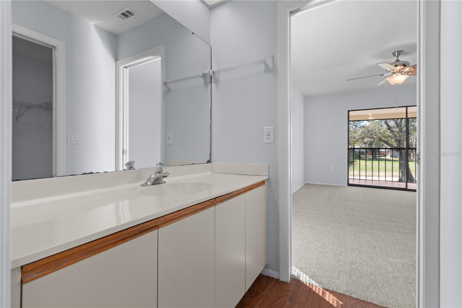 Image 26 of 66 For 6110 Country Club Way 204