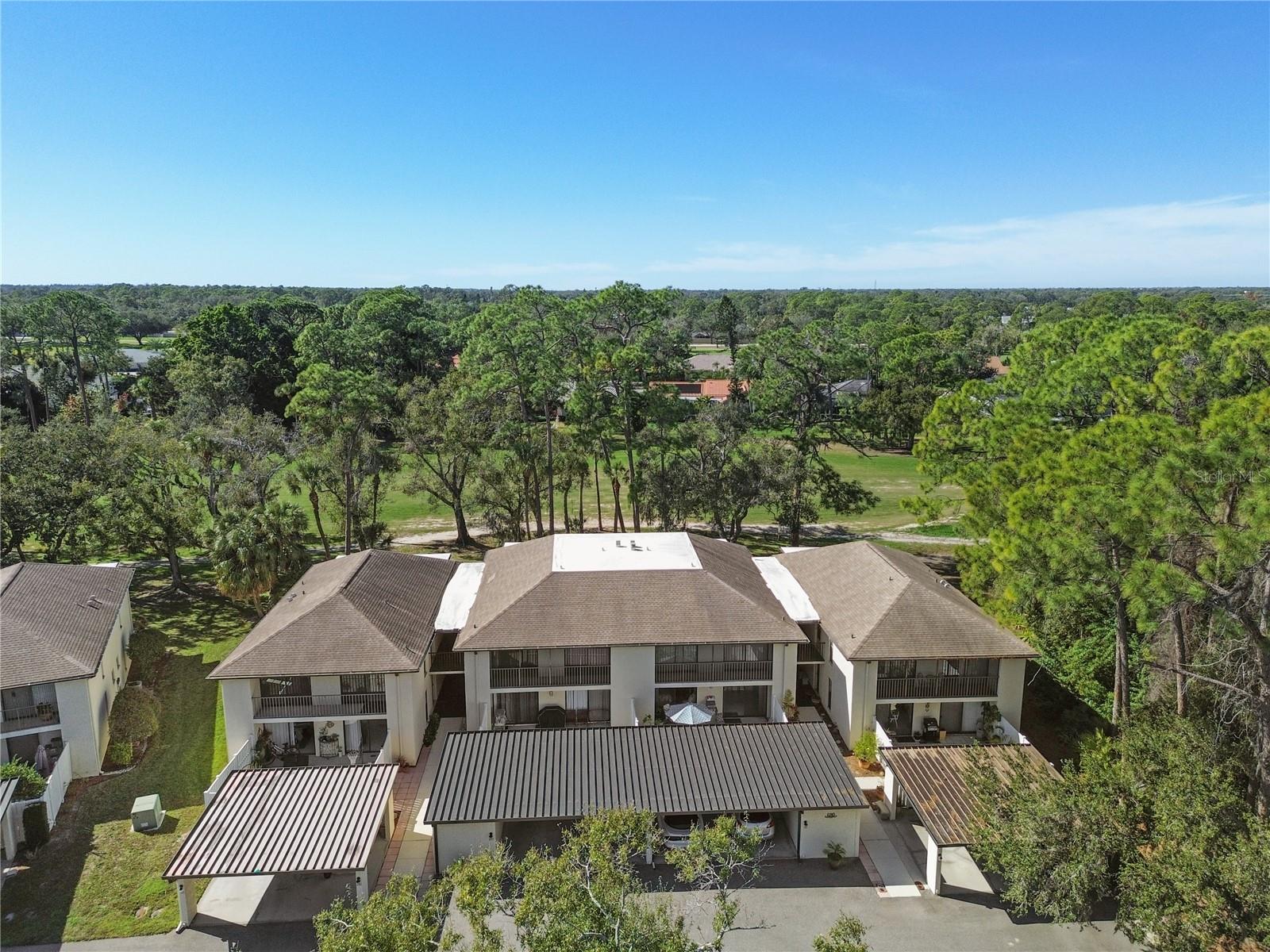 Image 44 of 66 For 6110 Country Club Way 204