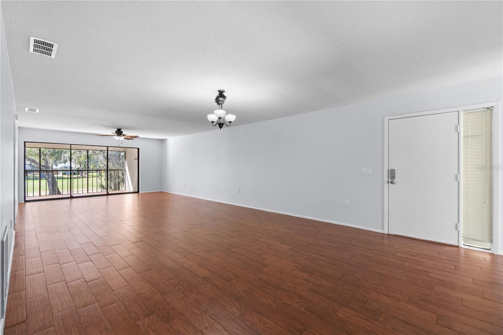 Image 9 of 66 For 6110 Country Club Way 204