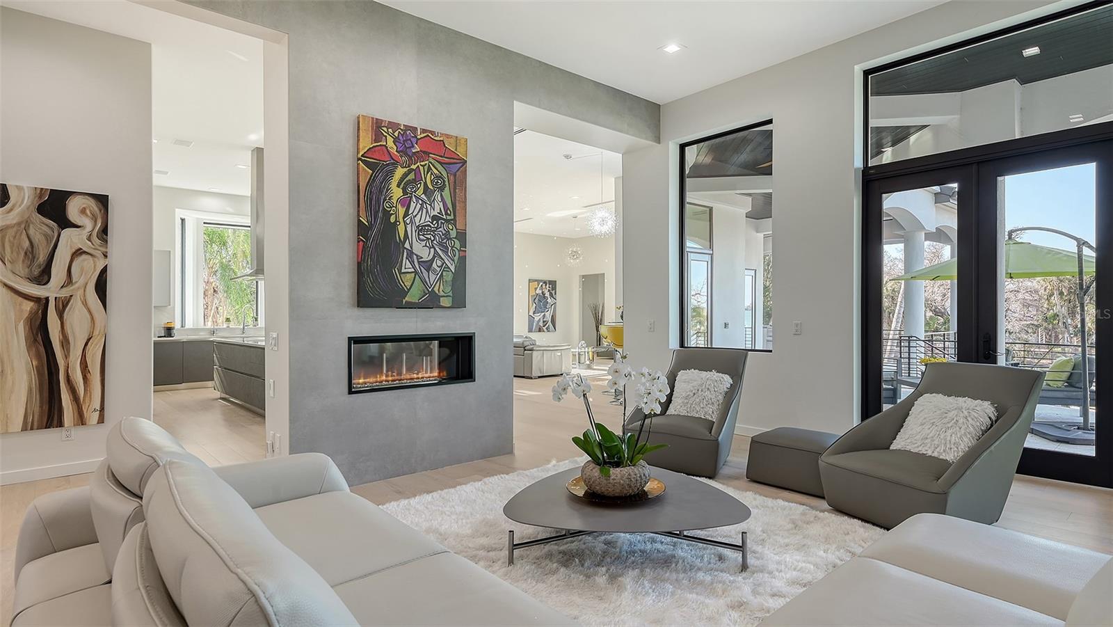 Image 15 of 84 For 1540 Hillview Drive