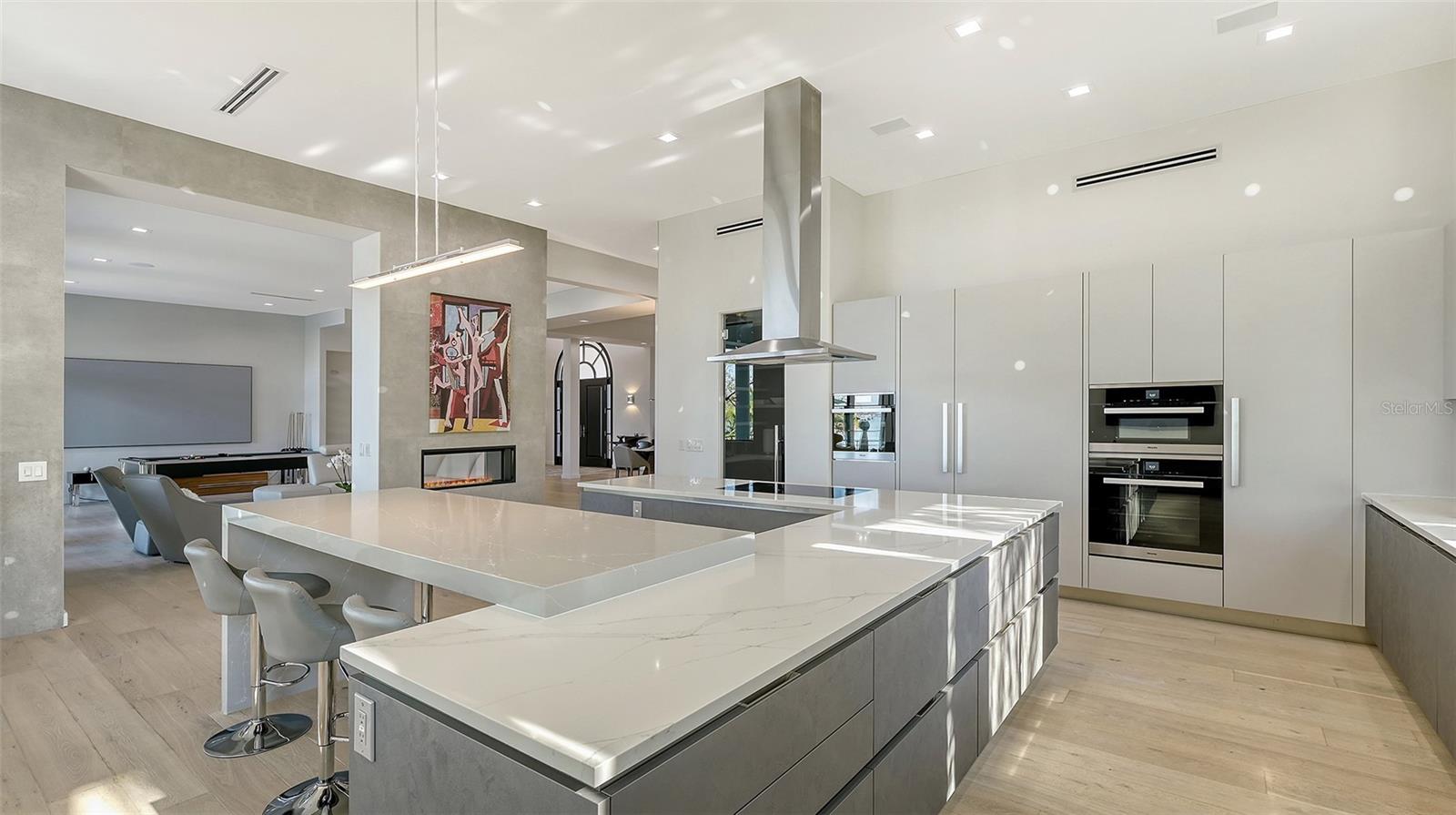 Image 21 of 84 For 1540 Hillview Drive