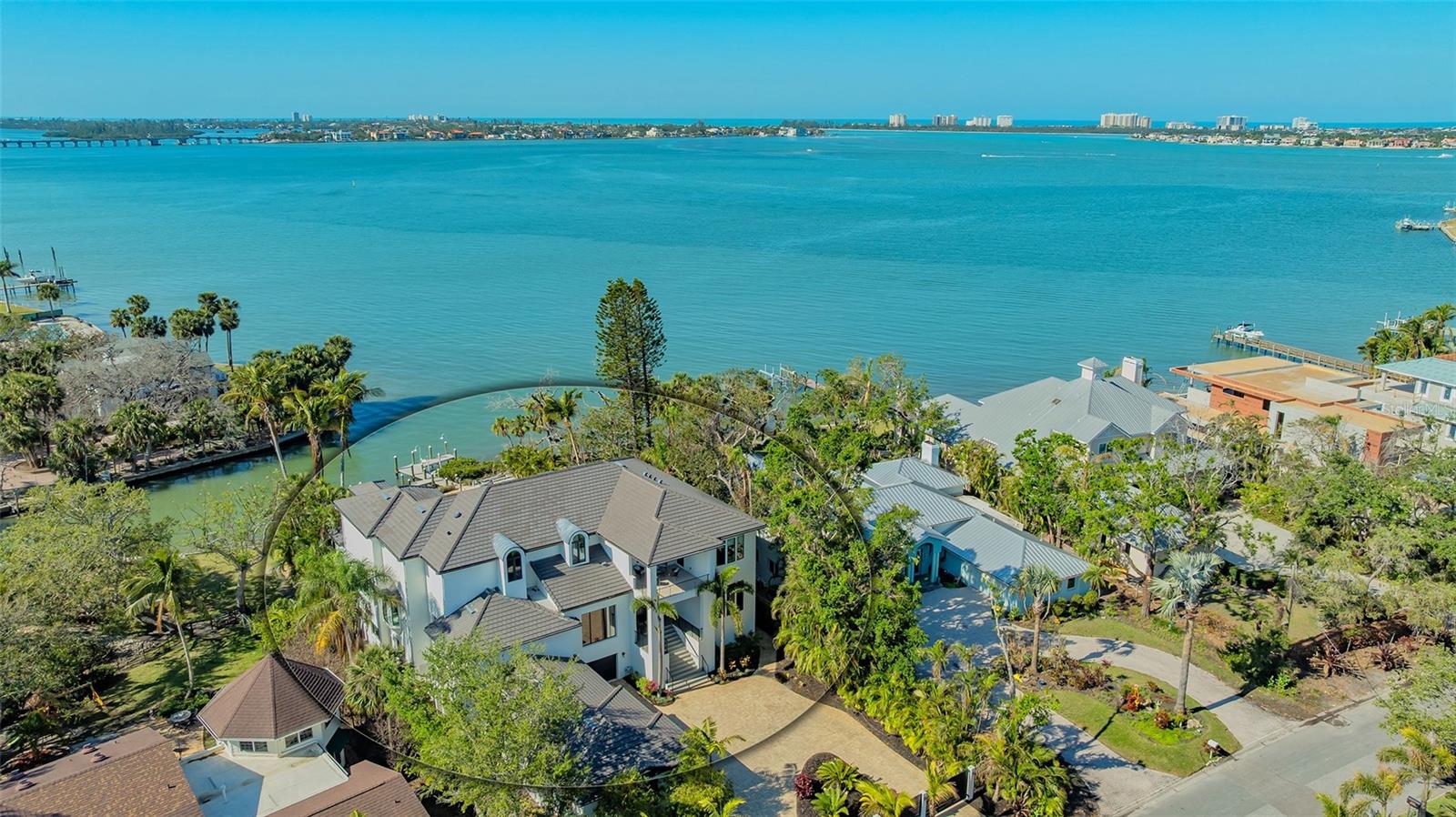 Image 3 of 84 For 1540 Hillview Drive