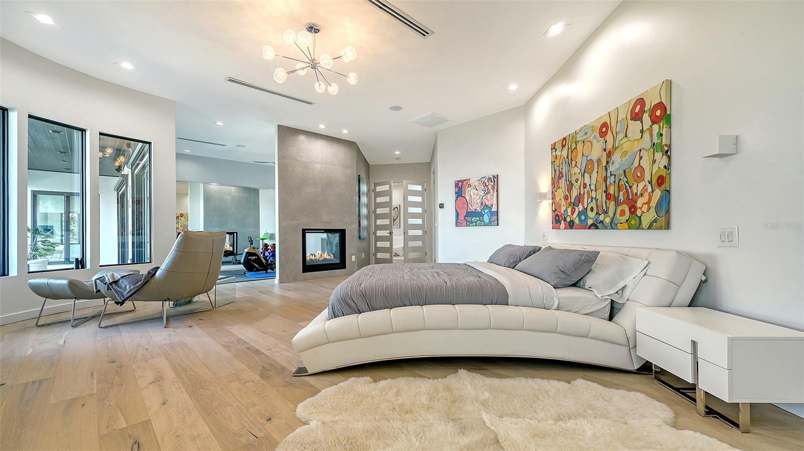 Image 44 of 84 For 1540 Hillview Drive