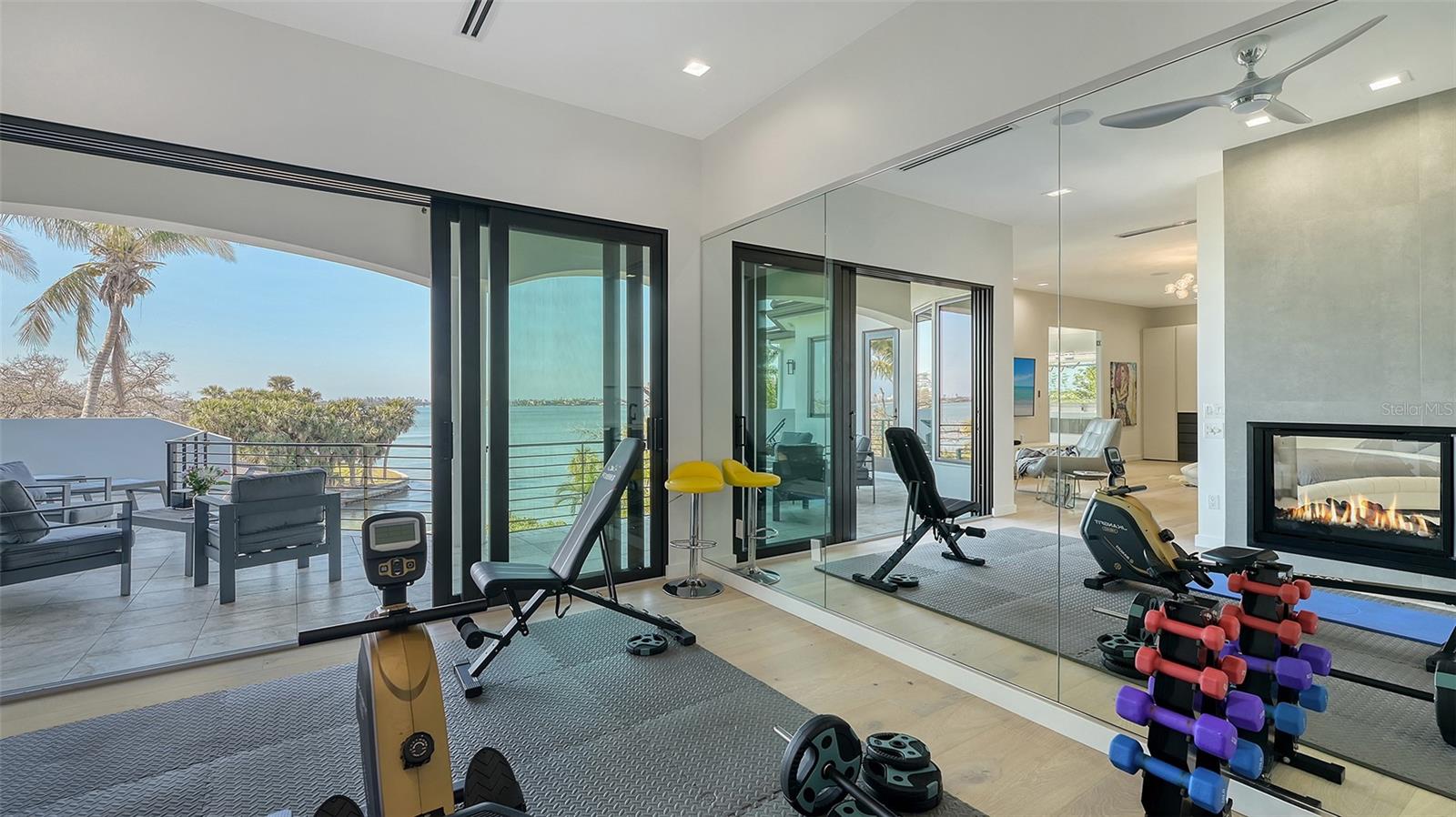 Image 56 of 84 For 1540 Hillview Drive