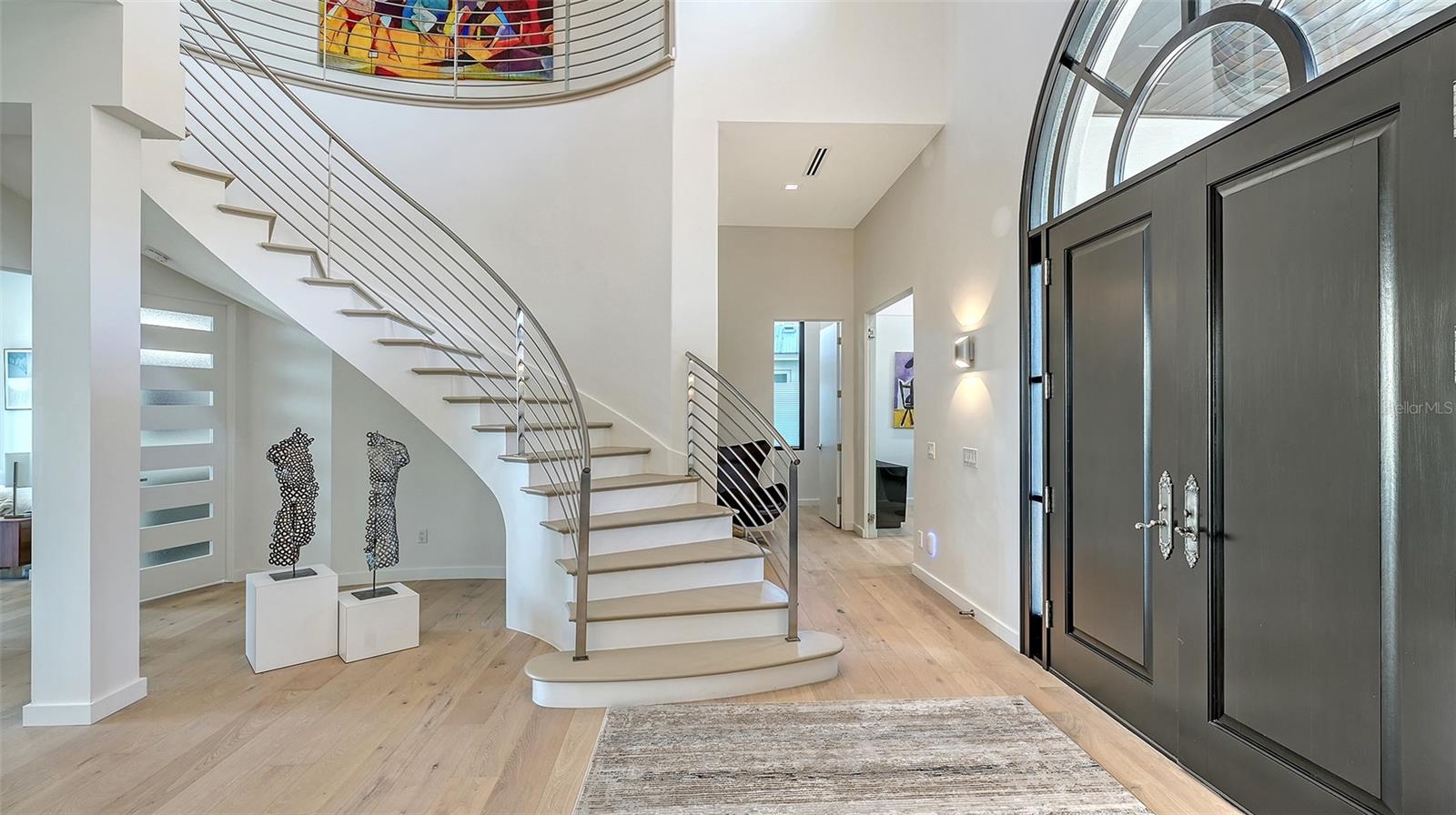 Image 6 of 84 For 1540 Hillview Drive