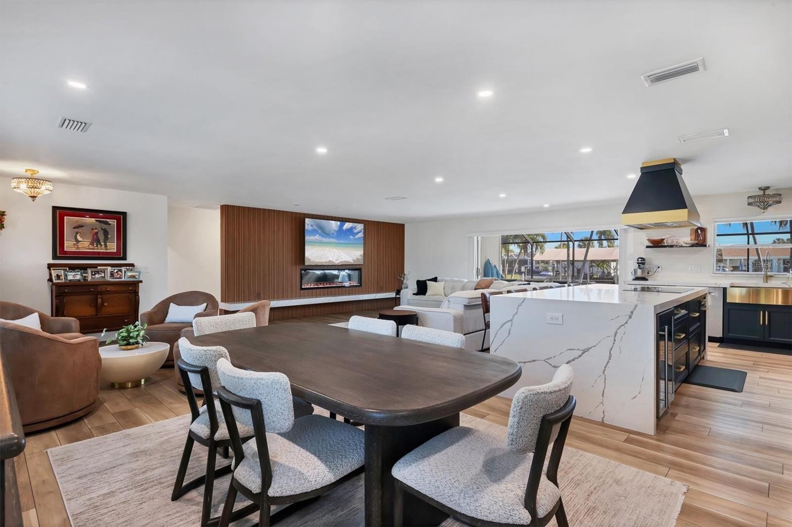 Image 11 of 35 For 4111 Plumosa Terrace