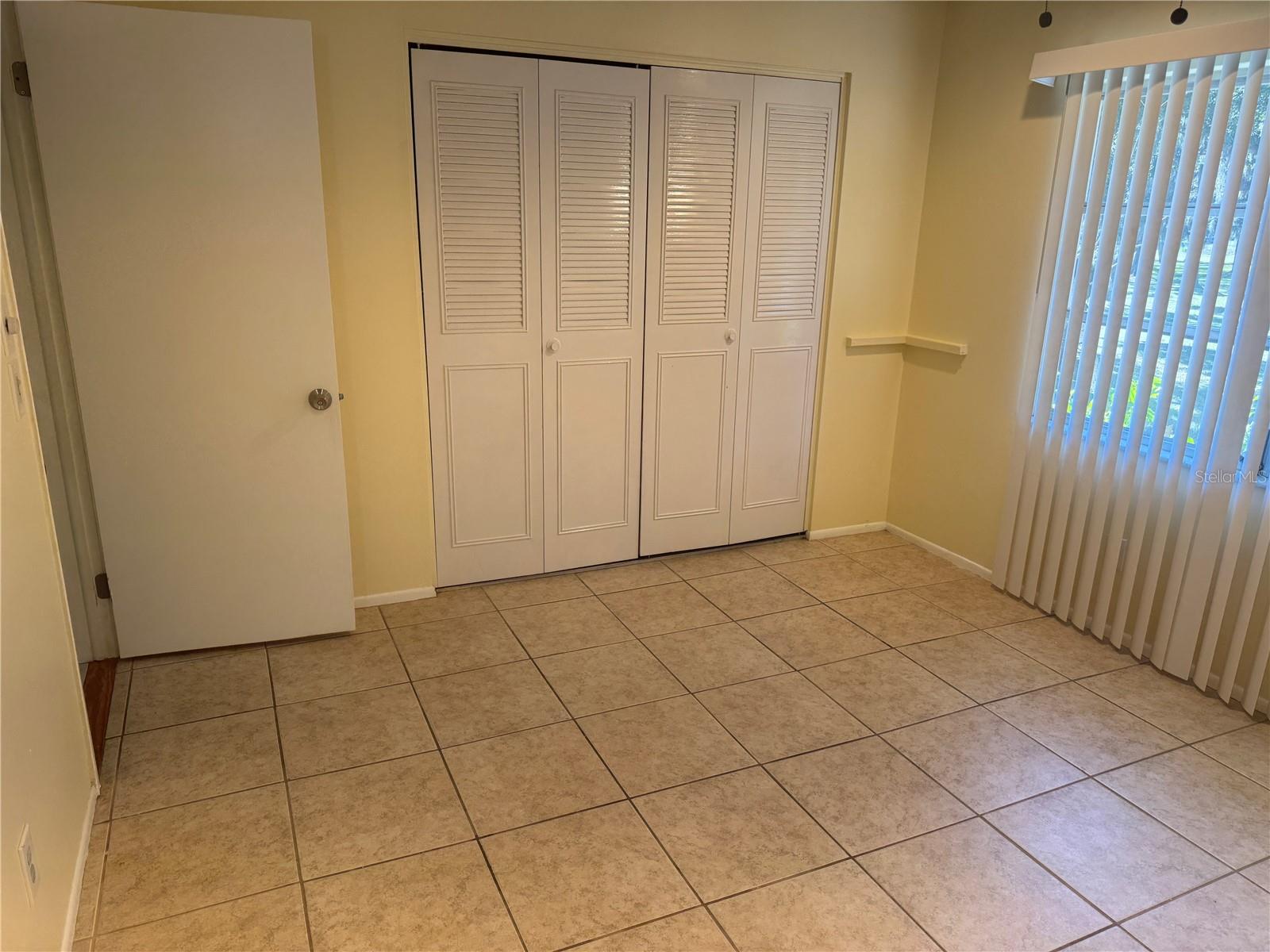 Image 13 of 17 For 231 Amherst Avenue