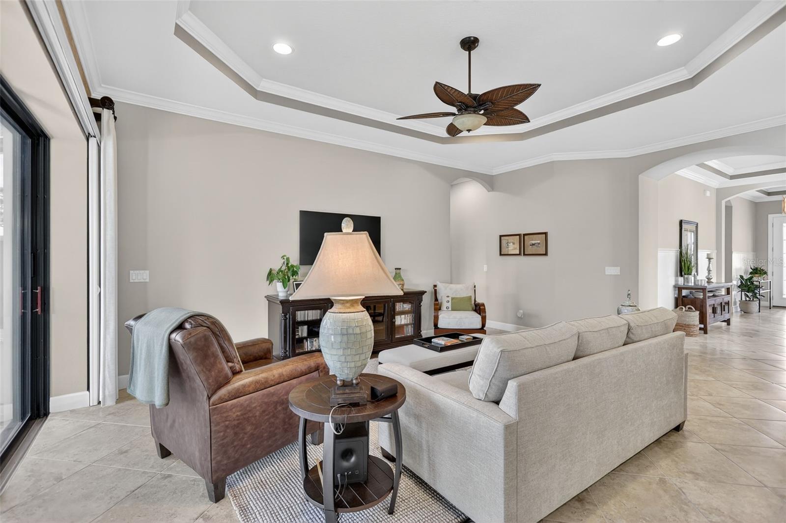 Image 14 of 77 For 12750 Del Corso Loop