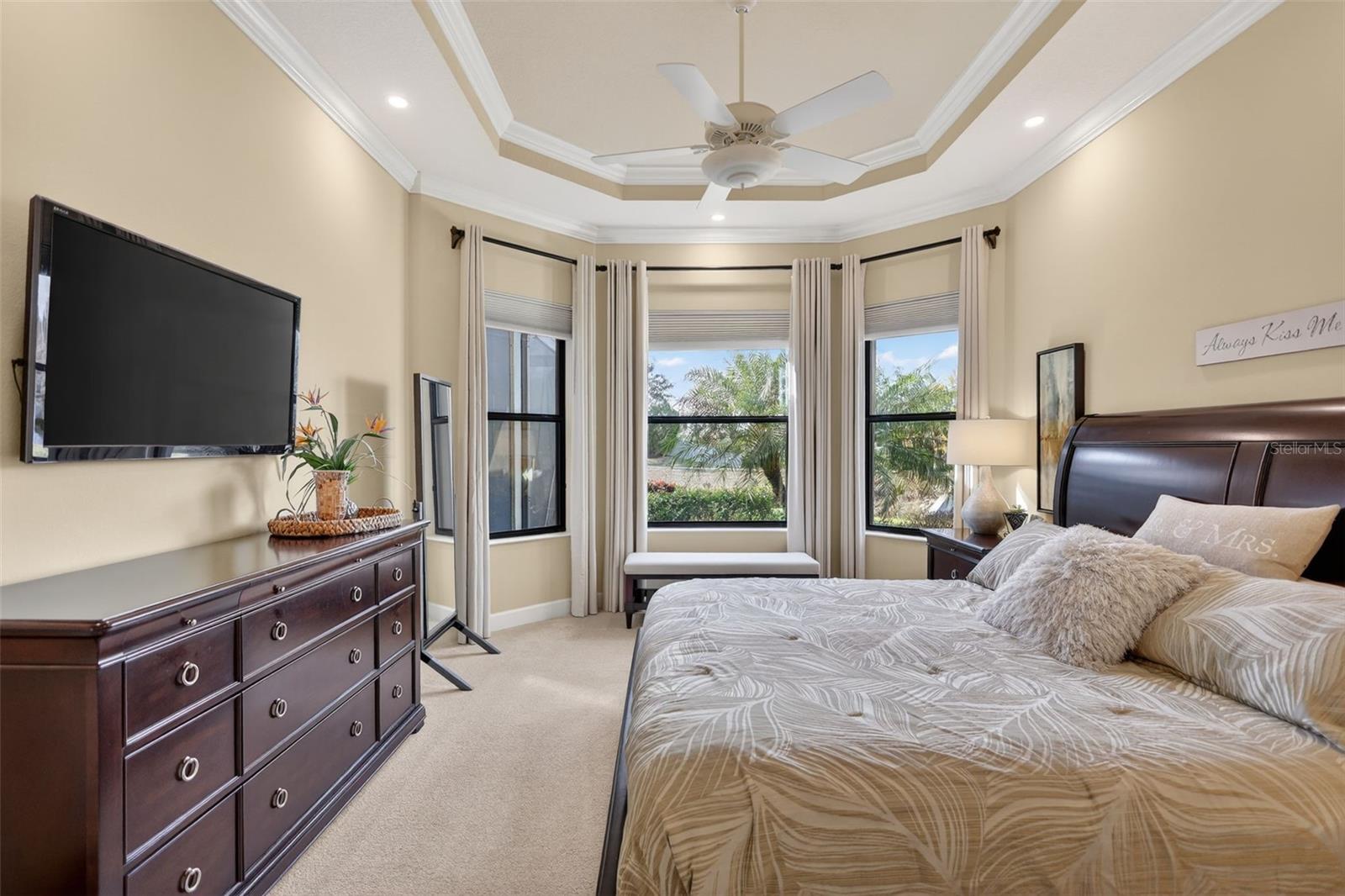 Image 22 of 77 For 12750 Del Corso Loop