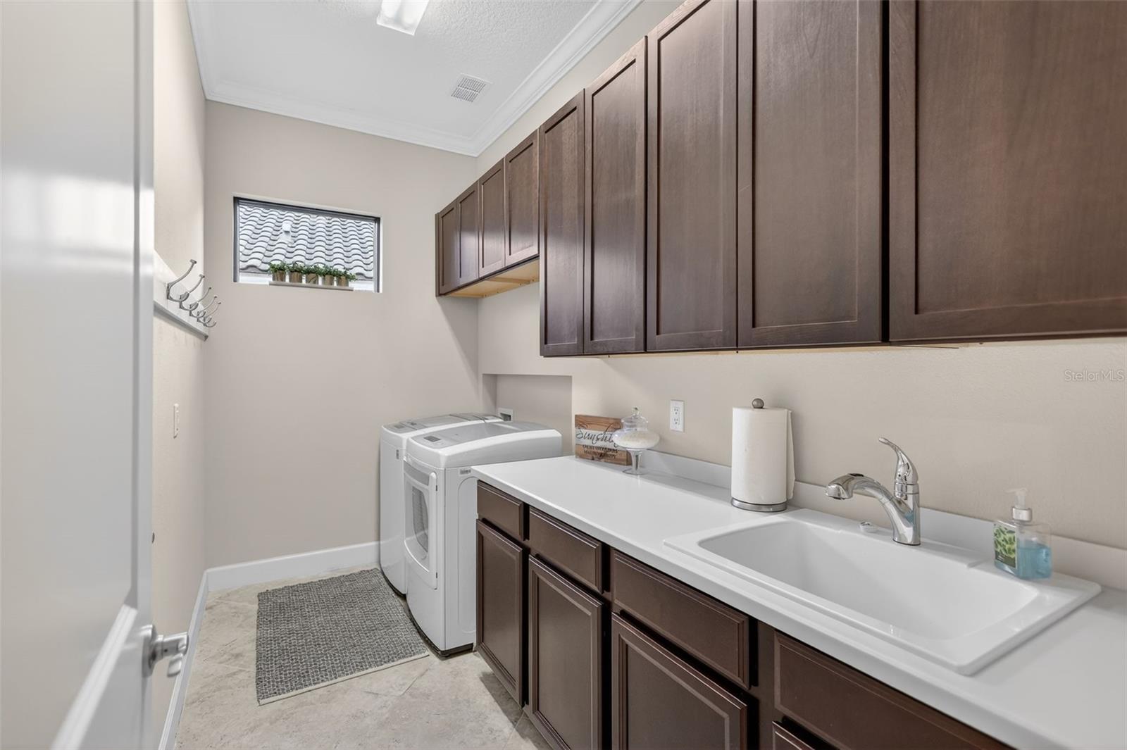 Image 34 of 77 For 12750 Del Corso Loop