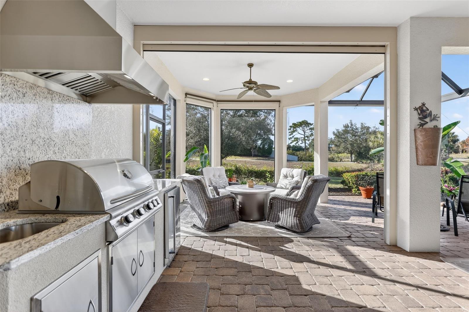 Image 35 of 77 For 12750 Del Corso Loop