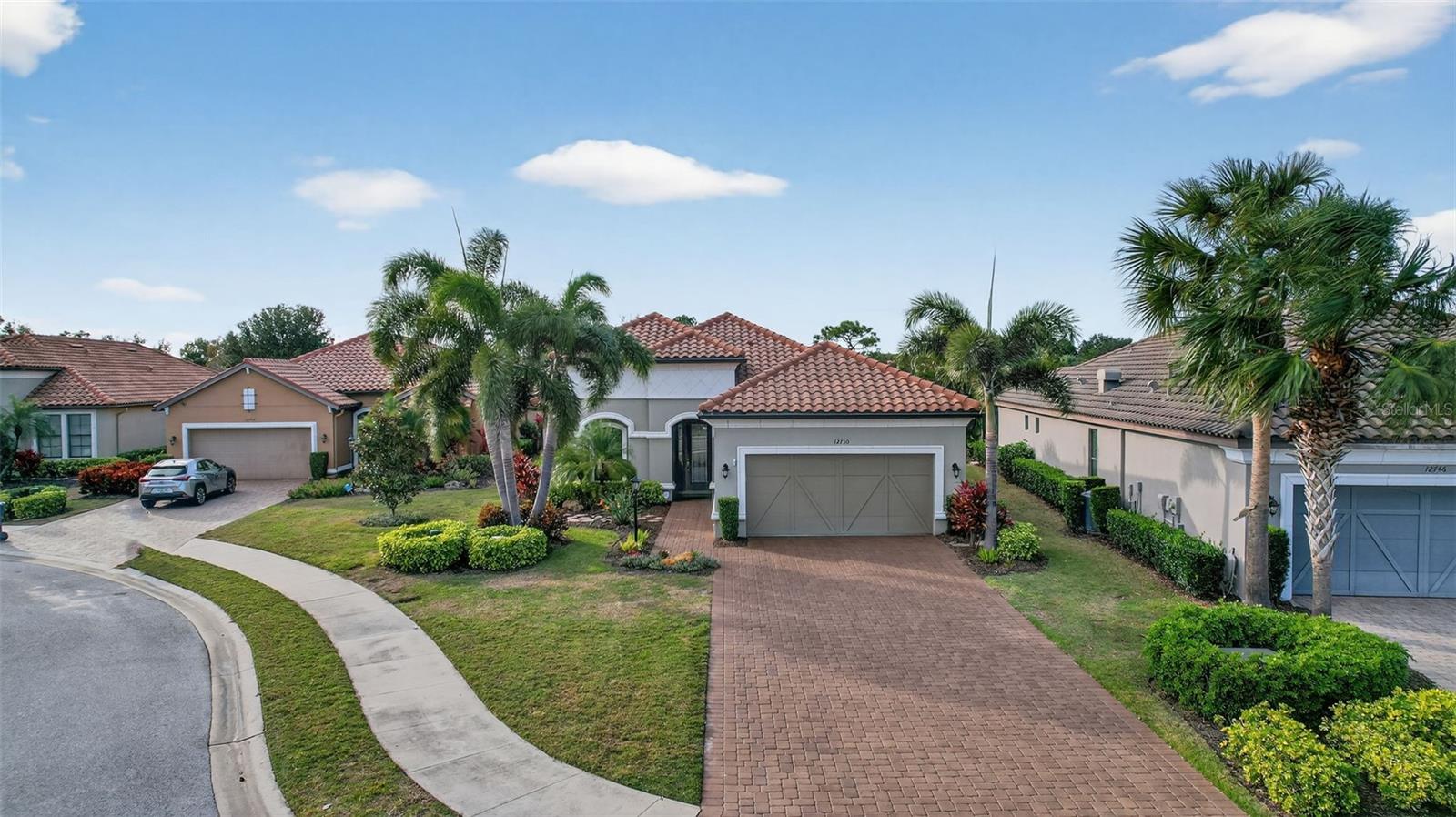 Image 53 of 77 For 12750 Del Corso Loop