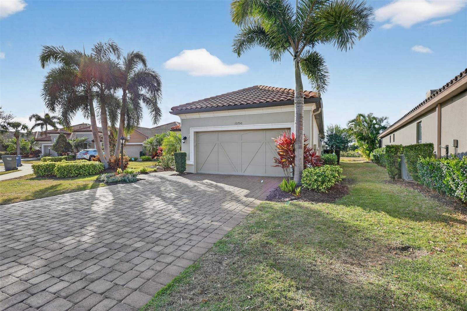 Image 58 of 77 For 12750 Del Corso Loop