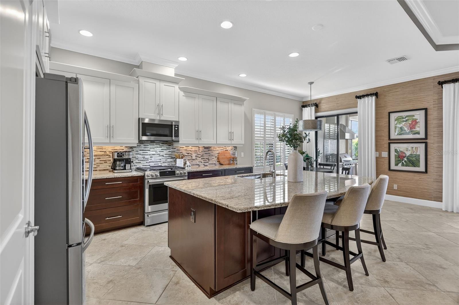 Image 9 of 77 For 12750 Del Corso Loop