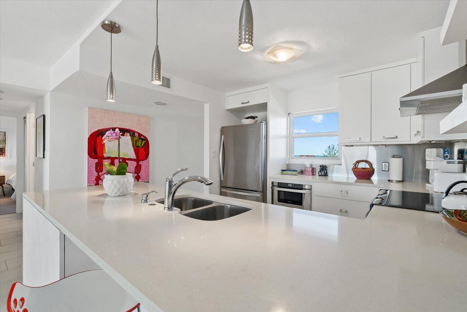 Image 4 of 66 For 9393 Midnight Pass Road 606