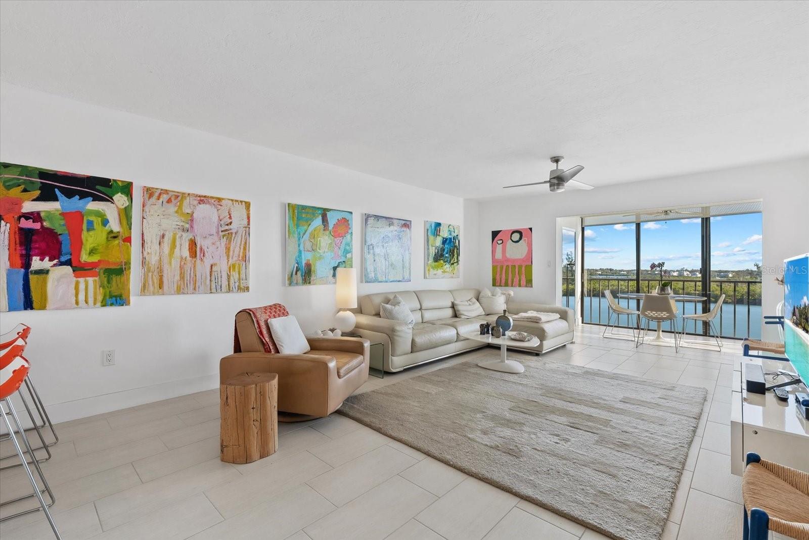 Image 9 of 66 For 9393 Midnight Pass Road 606