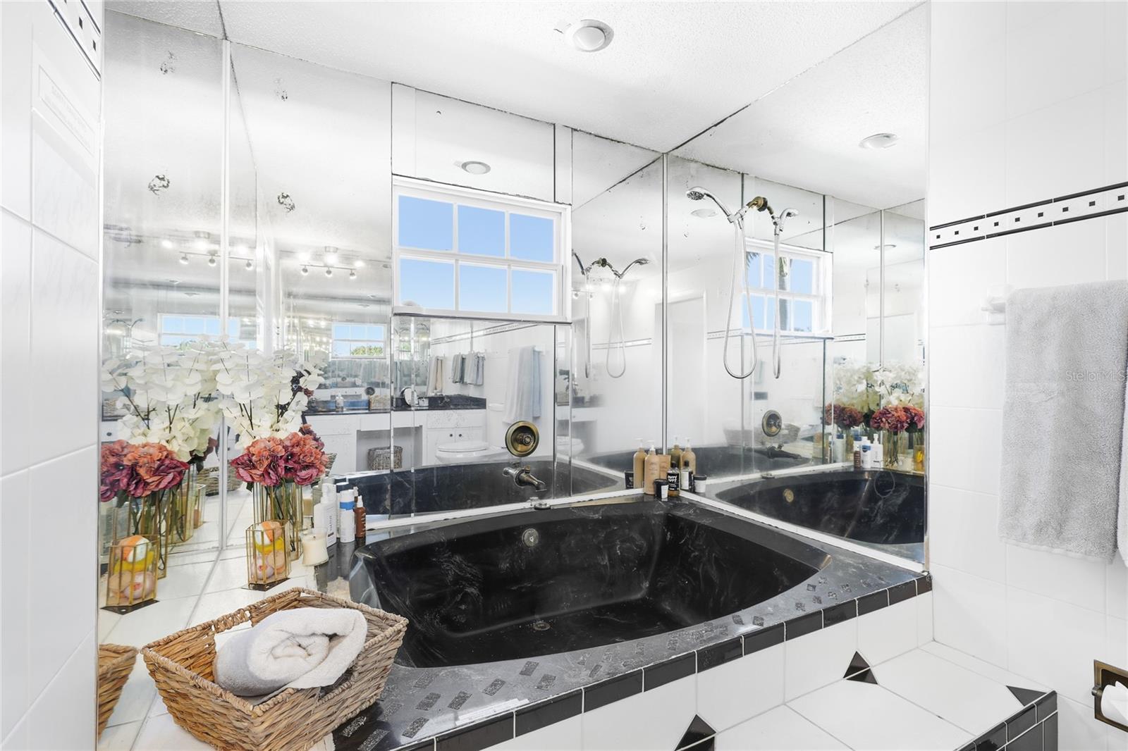 Image 16 of 45 For 212 85th St  