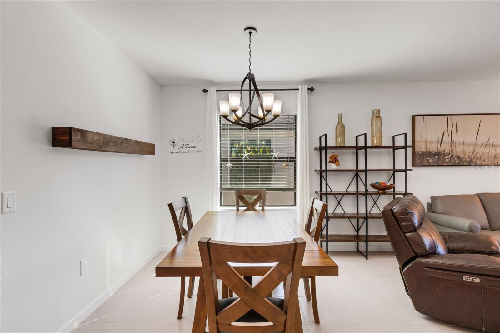 Image 19 of 49 For 6471 Silverstar Drive