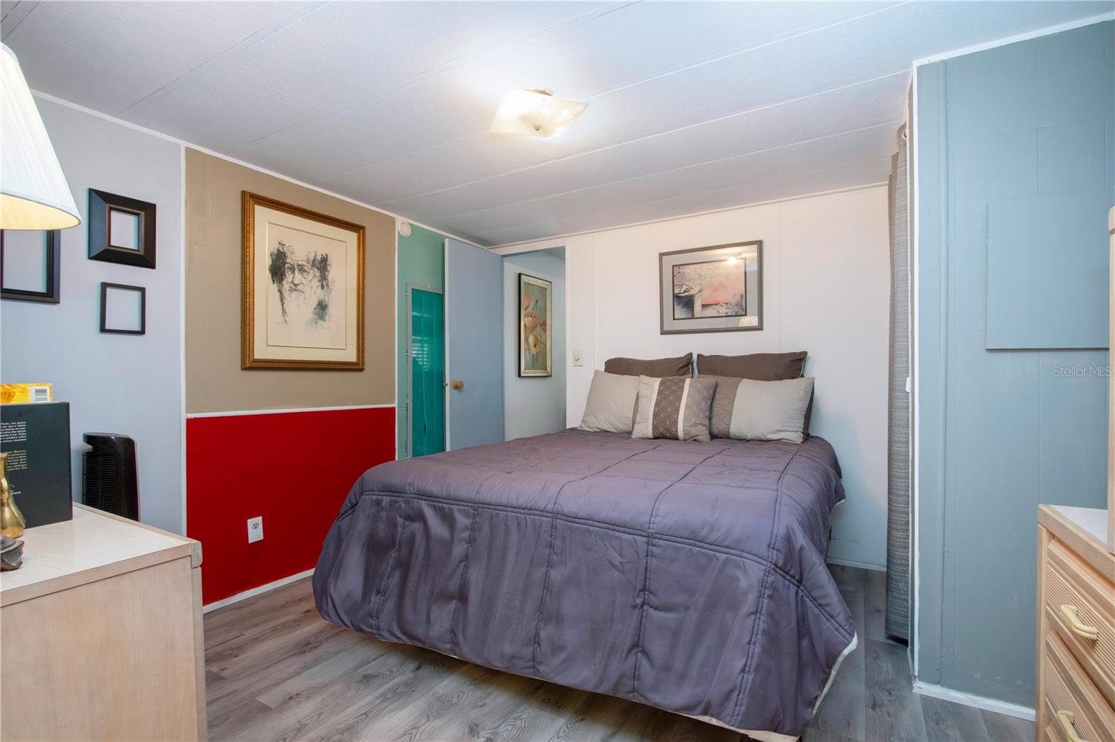 Image 25 of 66 For 420 49th Street E 116