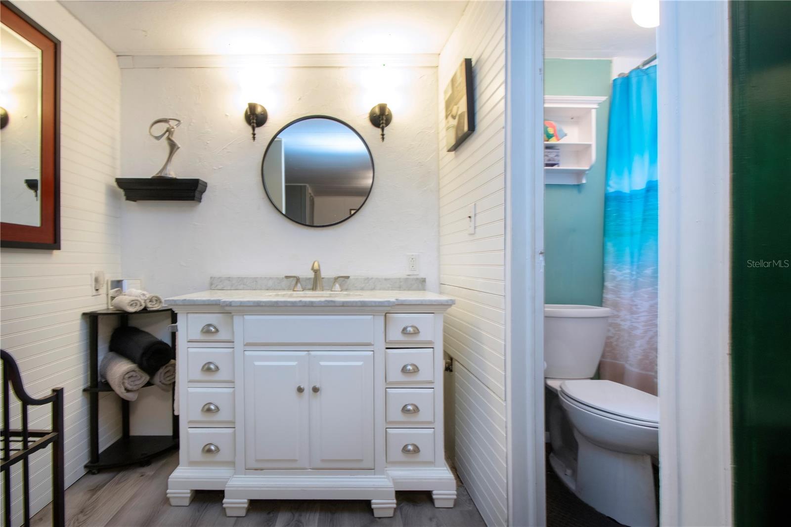 Image 28 of 66 For 420 49th Street E 116