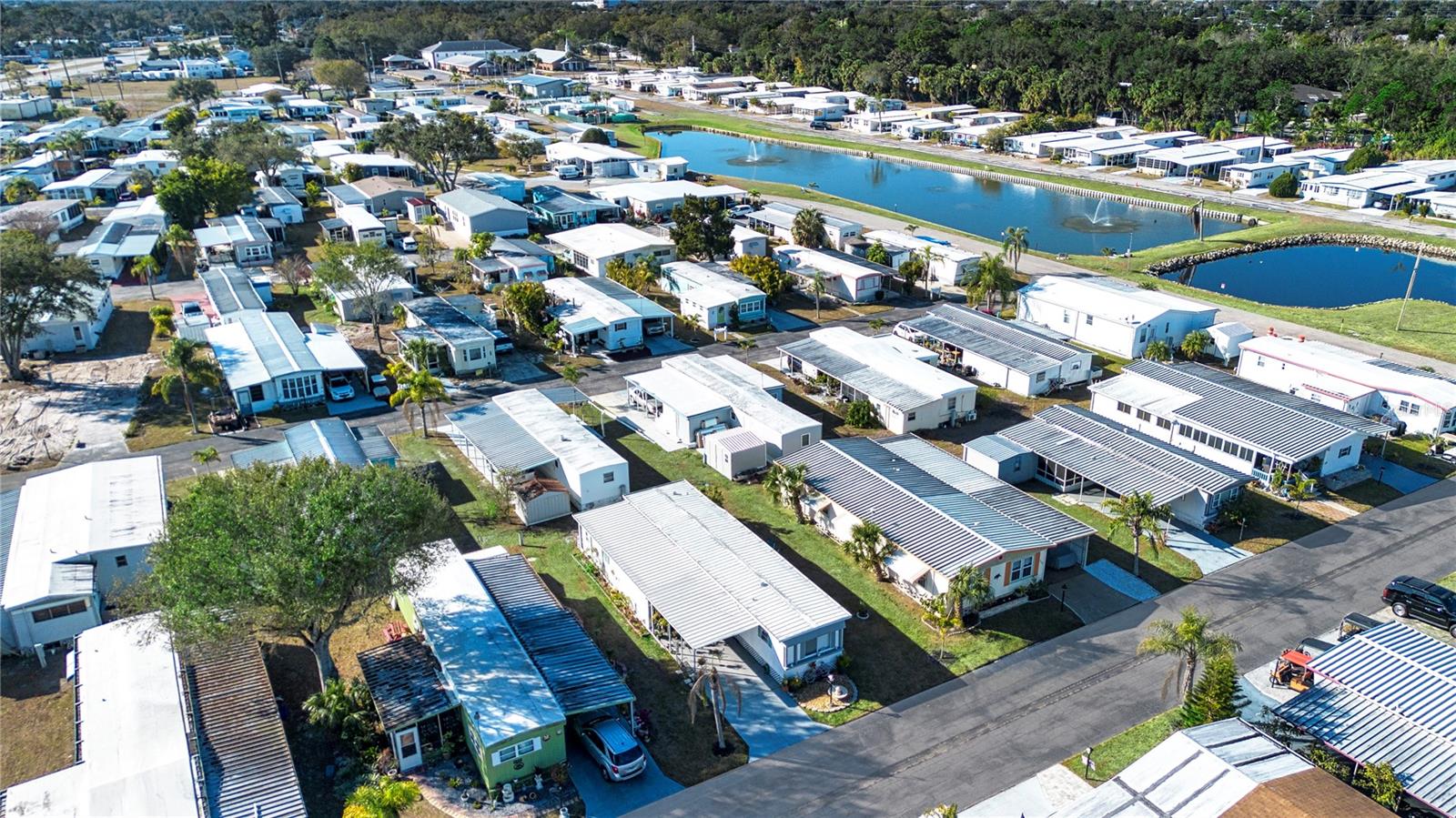 Image 5 of 66 For 420 49th Street E 116