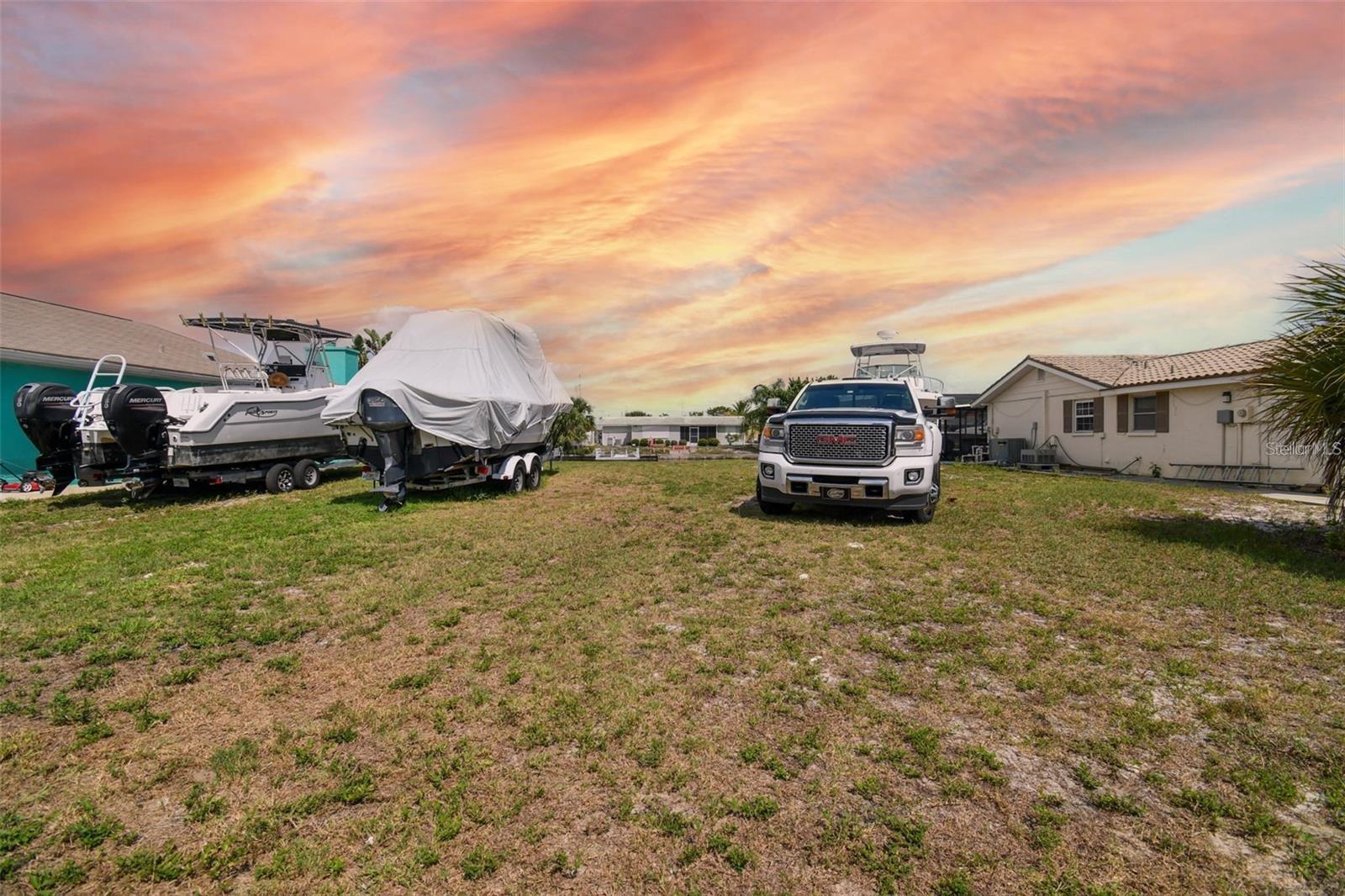 Image 13 of 15 For 13612 Garris Dr