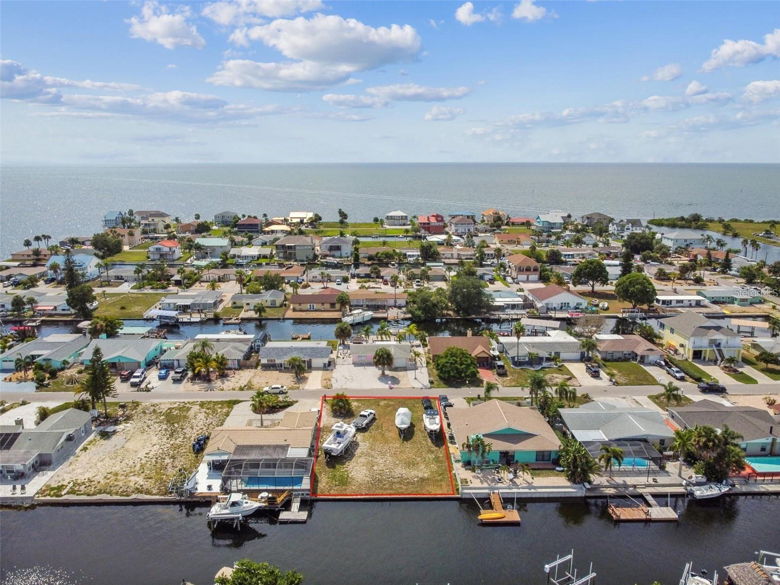 Image 4 of 15 For 13612 Garris Dr