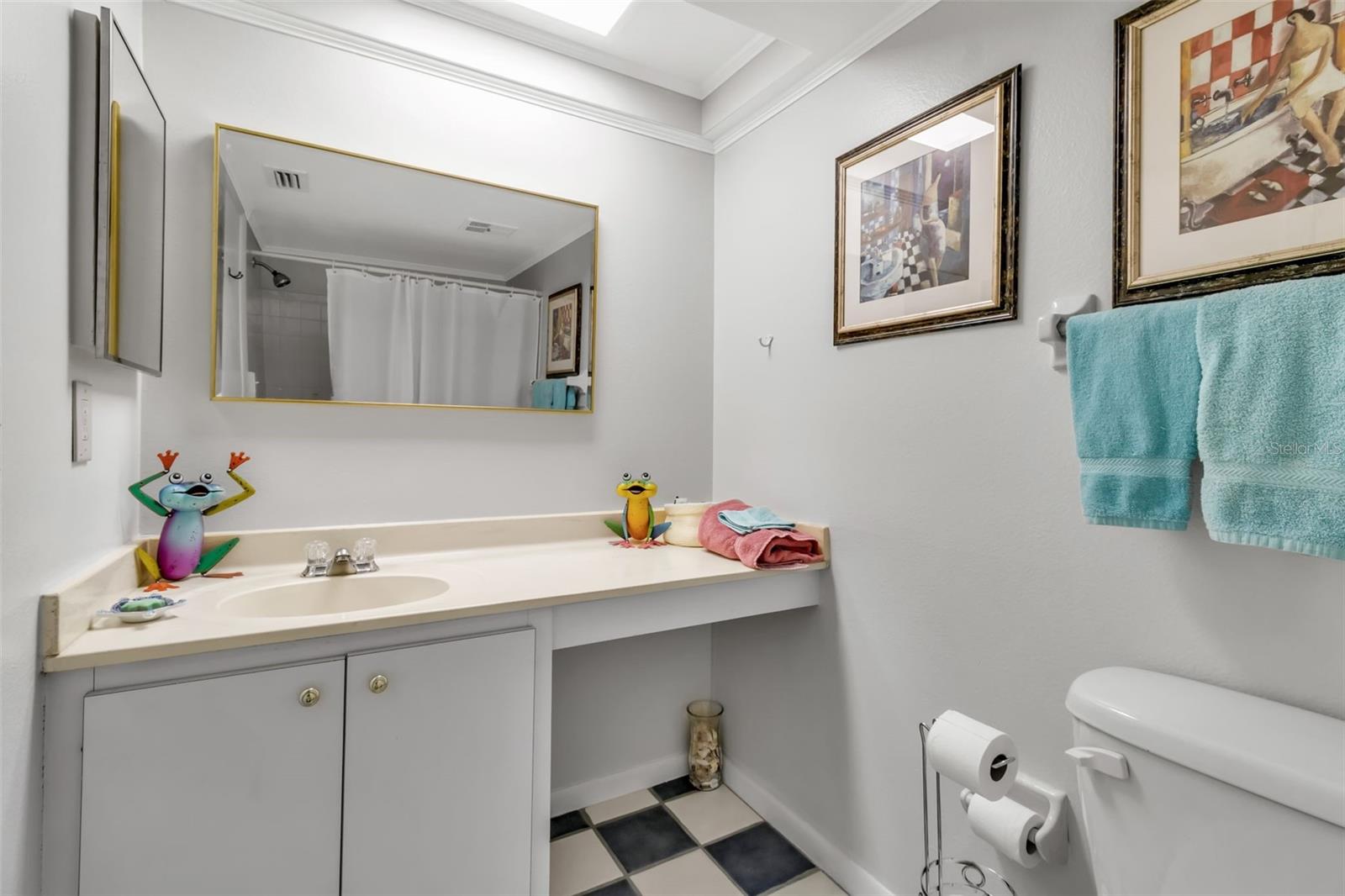 Image 27 of 33 For 6310 7th Avenue W 6310