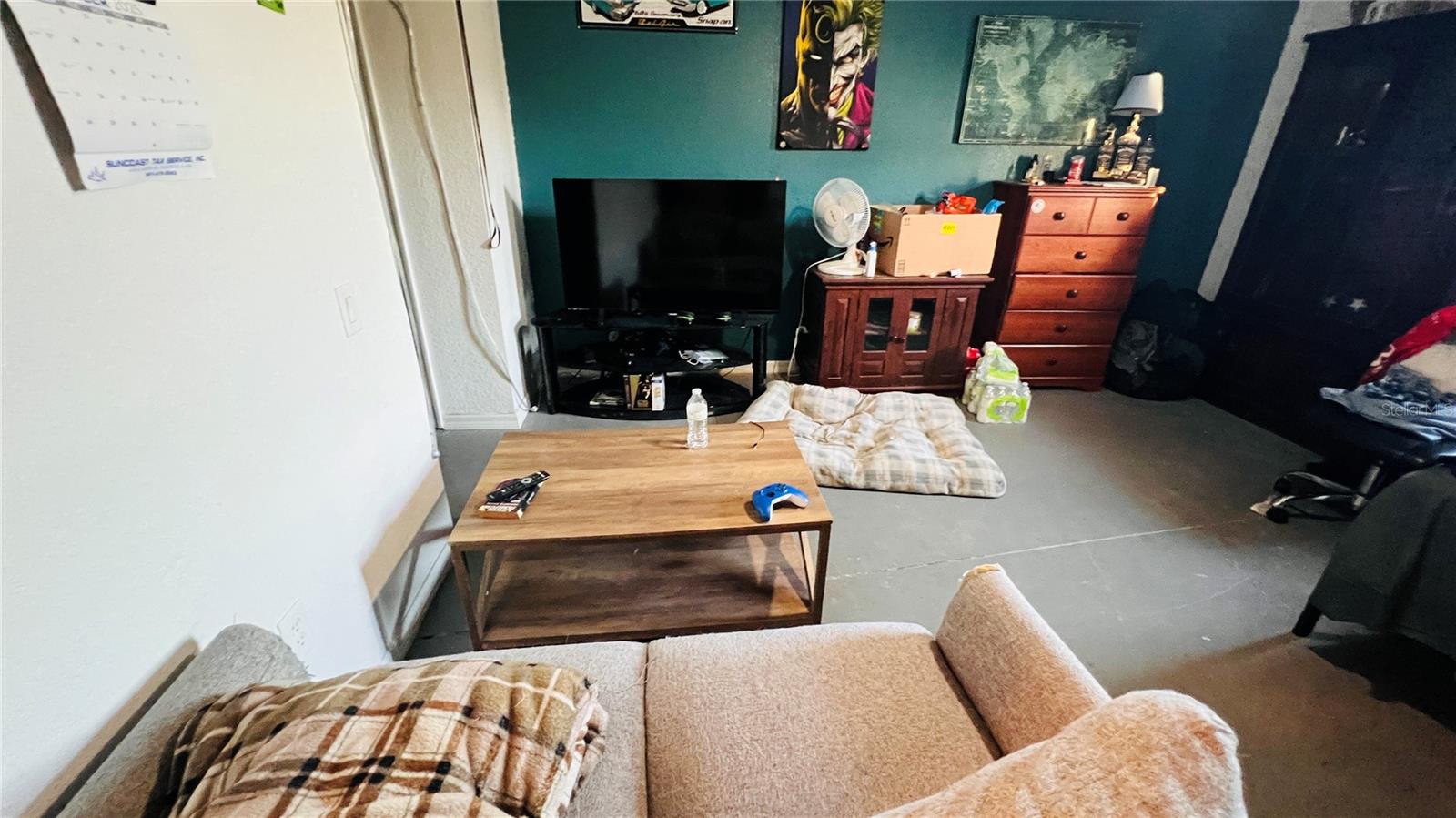 Image 14 of 31 For 12121 Helios Avenue