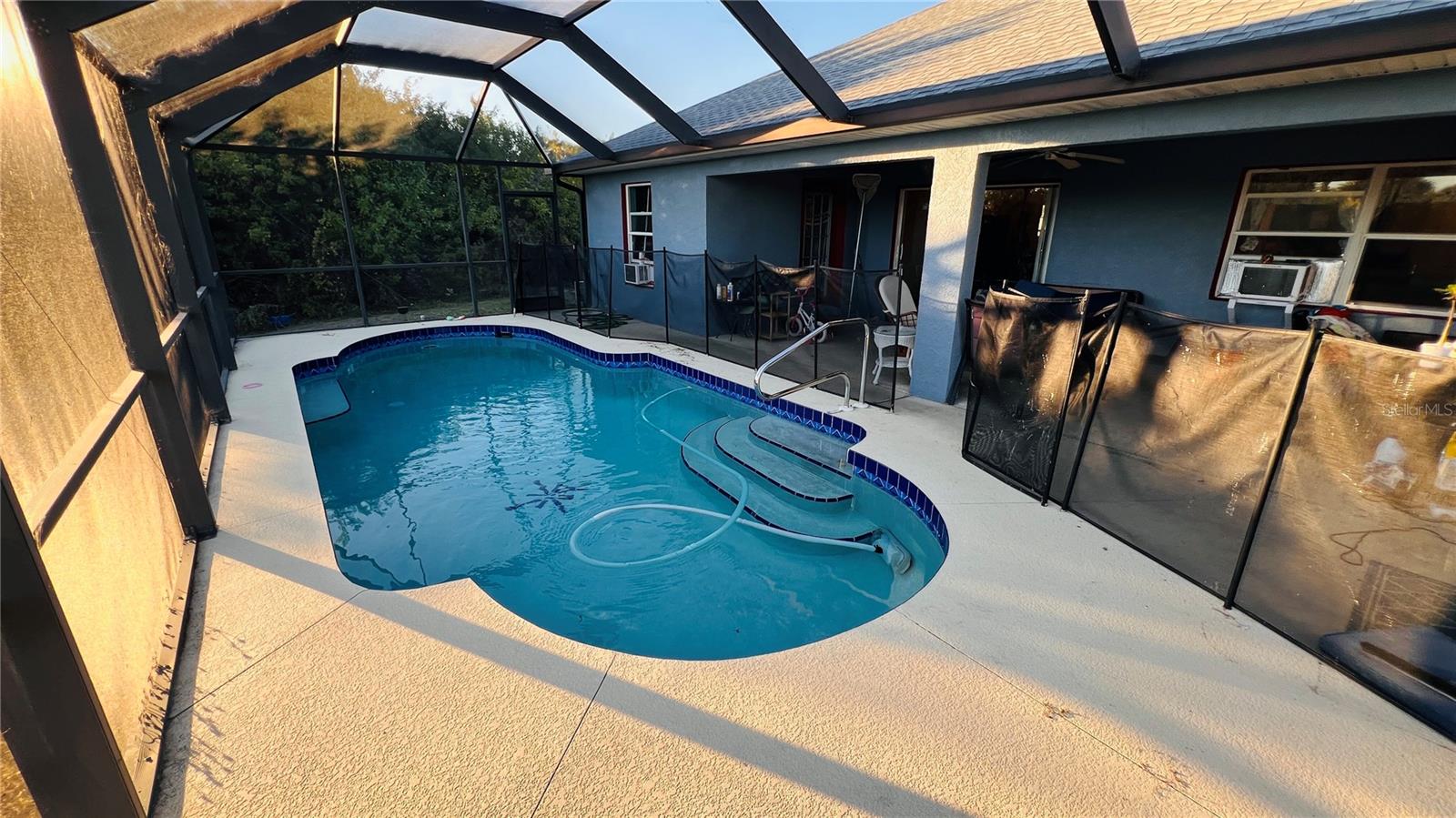 Image 23 of 31 For 12121 Helios Avenue