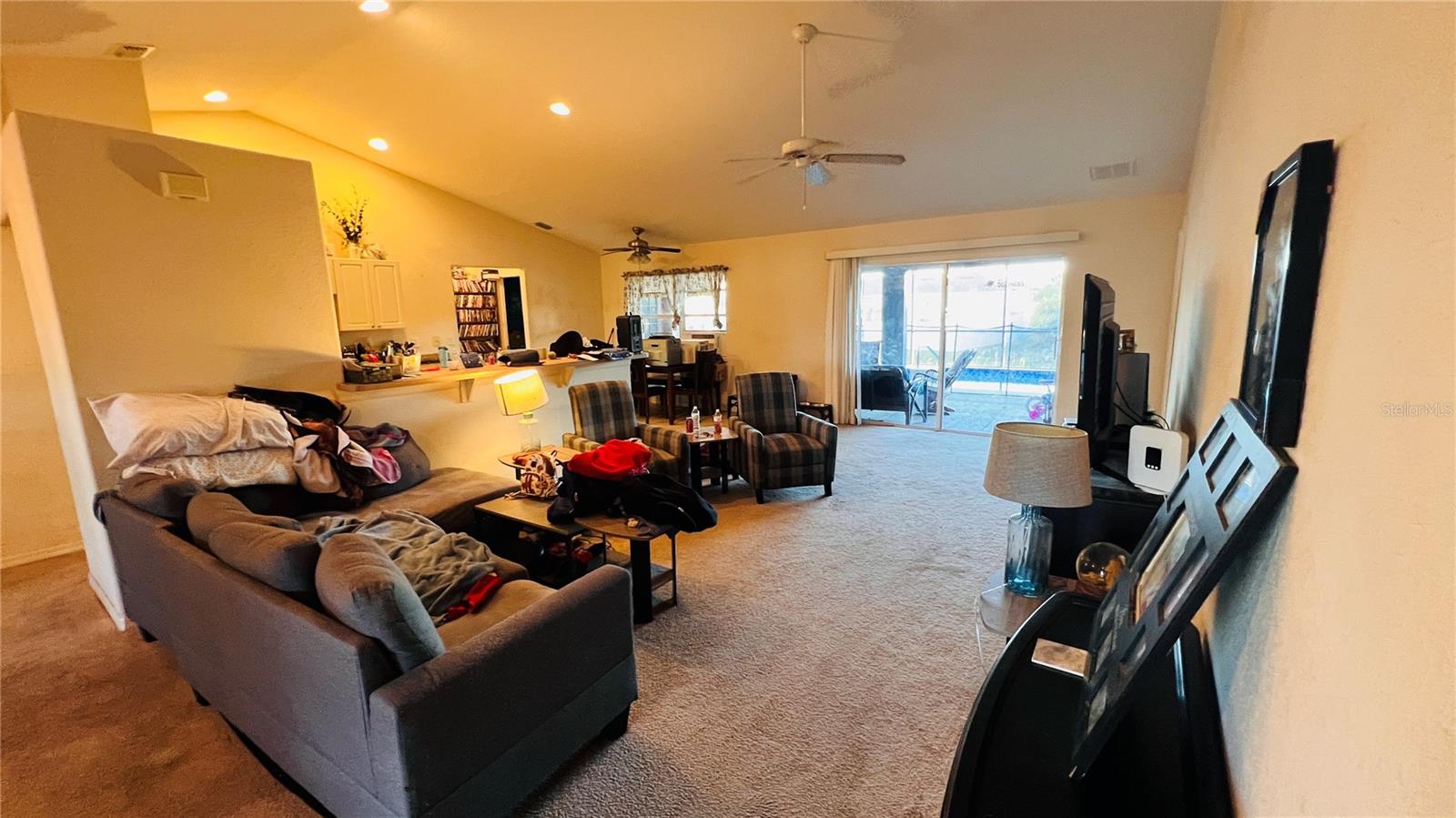 Image 5 of 31 For 12121 Helios Avenue