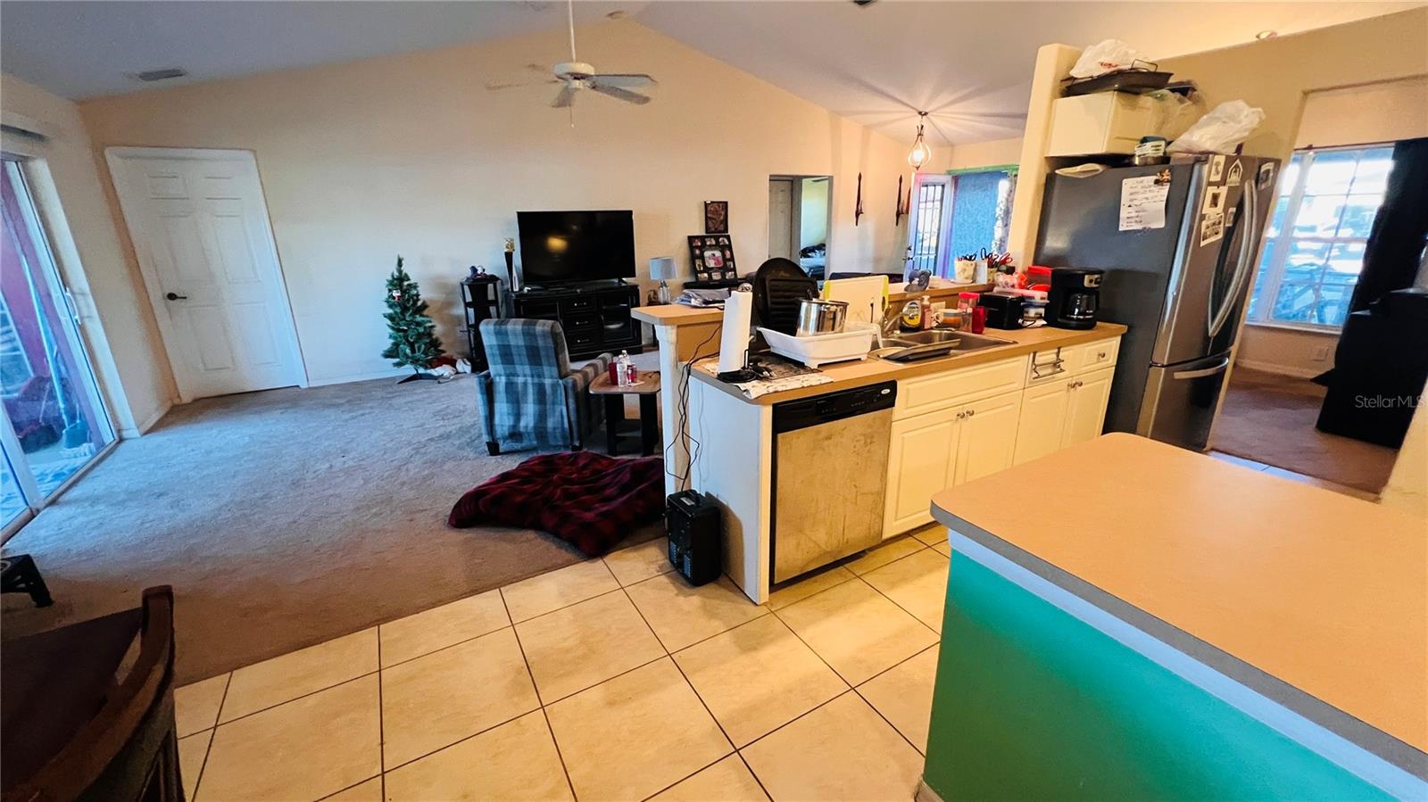 Image 9 of 31 For 12121 Helios Avenue