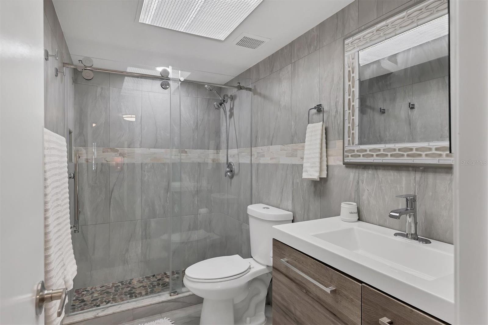 Image 55 of 83 For 7985 Manasota Key Road