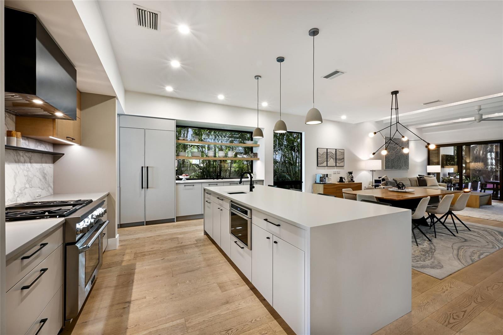 Image 15 of 86 For 948 Citrus Avenue