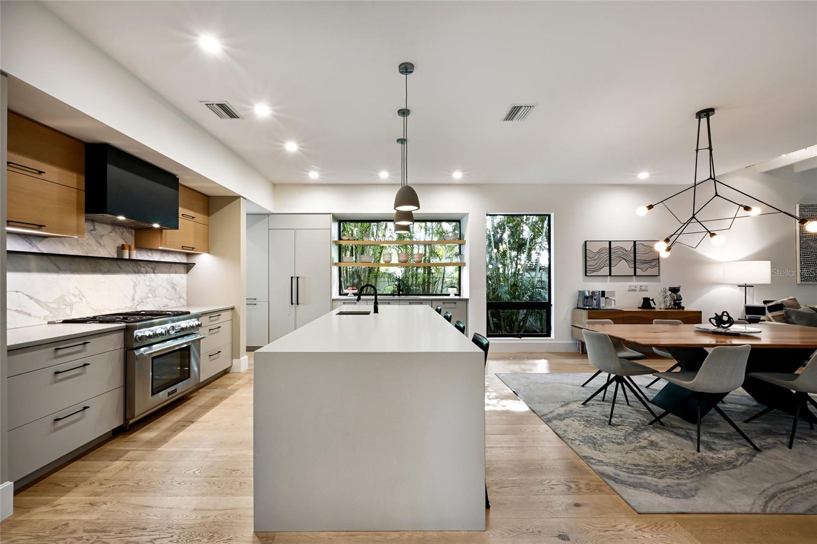 Image 20 of 86 For 948 Citrus Avenue