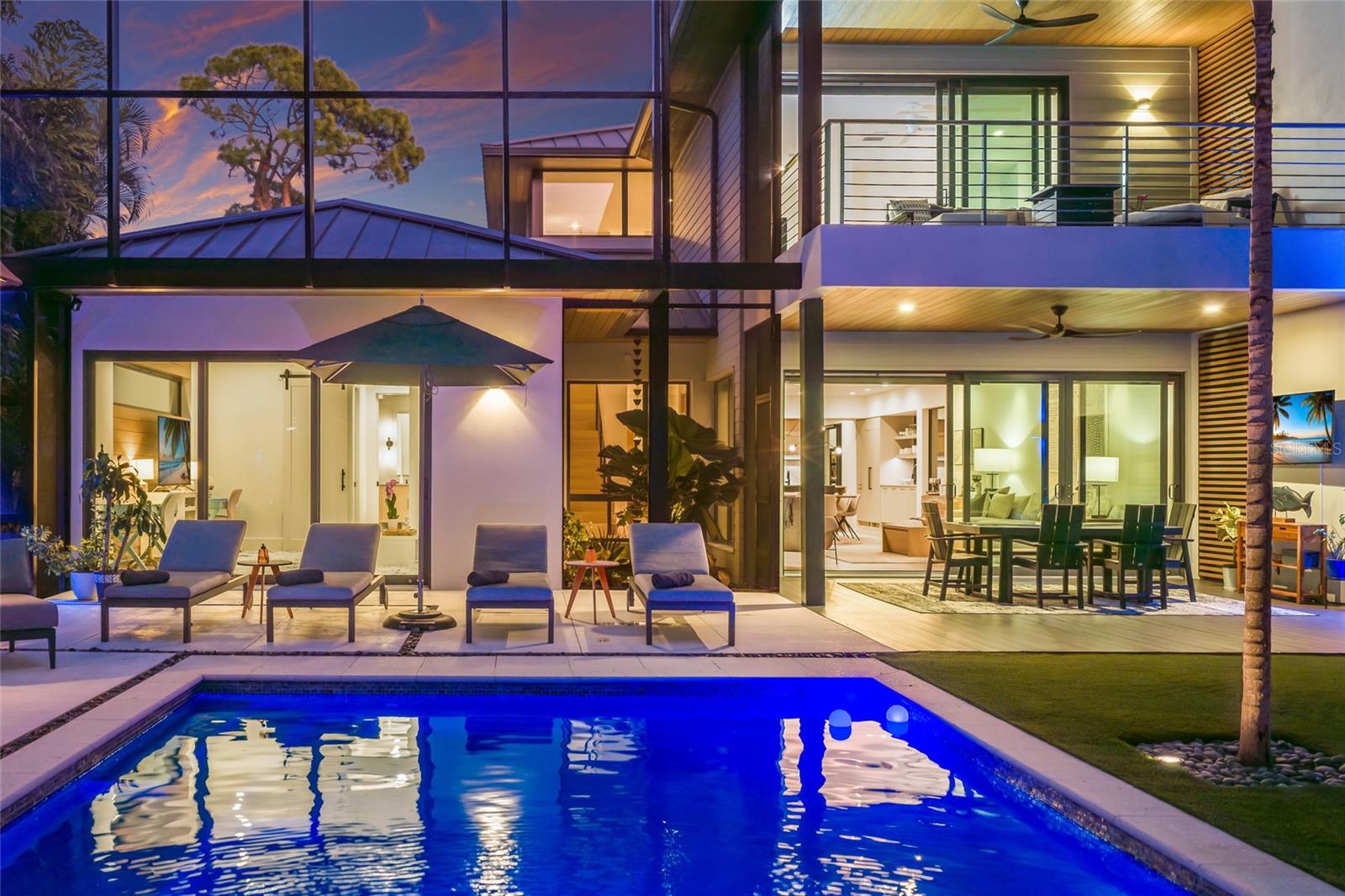 Image 4 of 86 For 948 Citrus Avenue