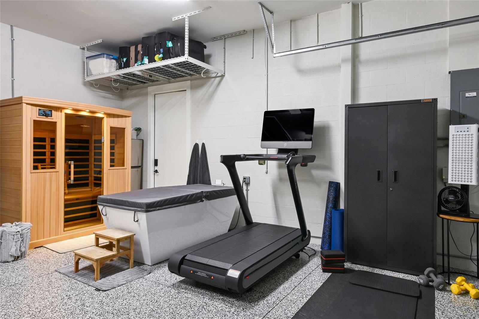 Image 49 of 86 For 948 Citrus Avenue