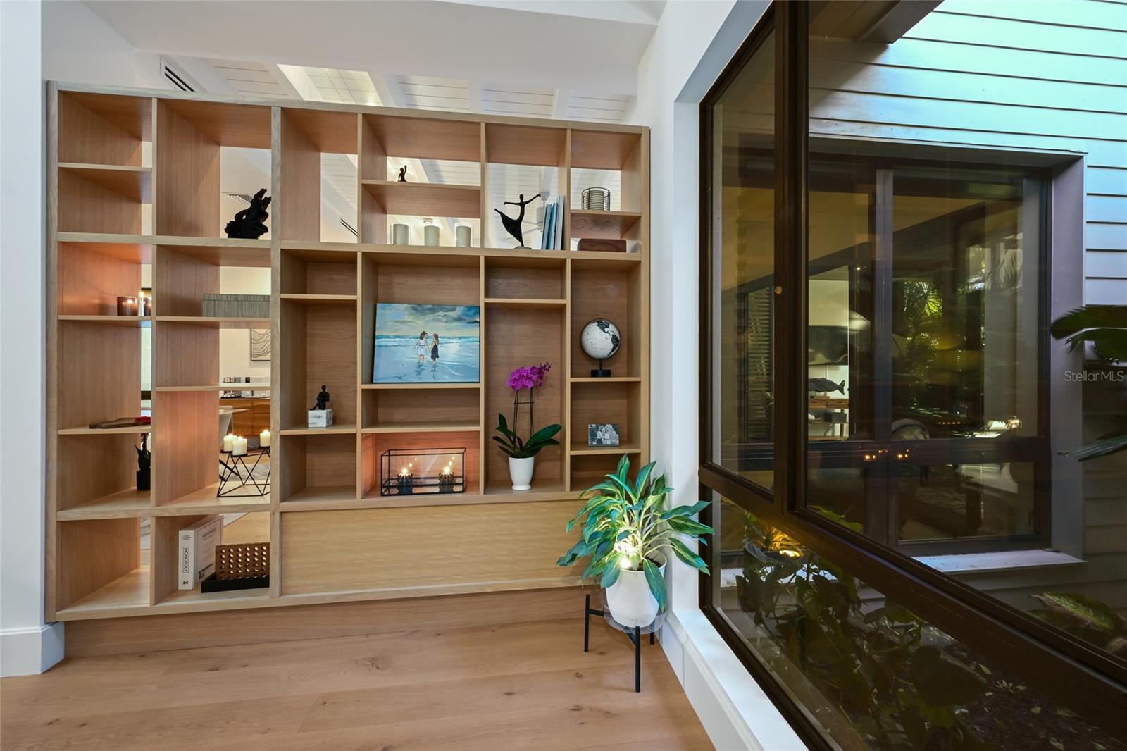 Image 60 of 86 For 948 Citrus Avenue