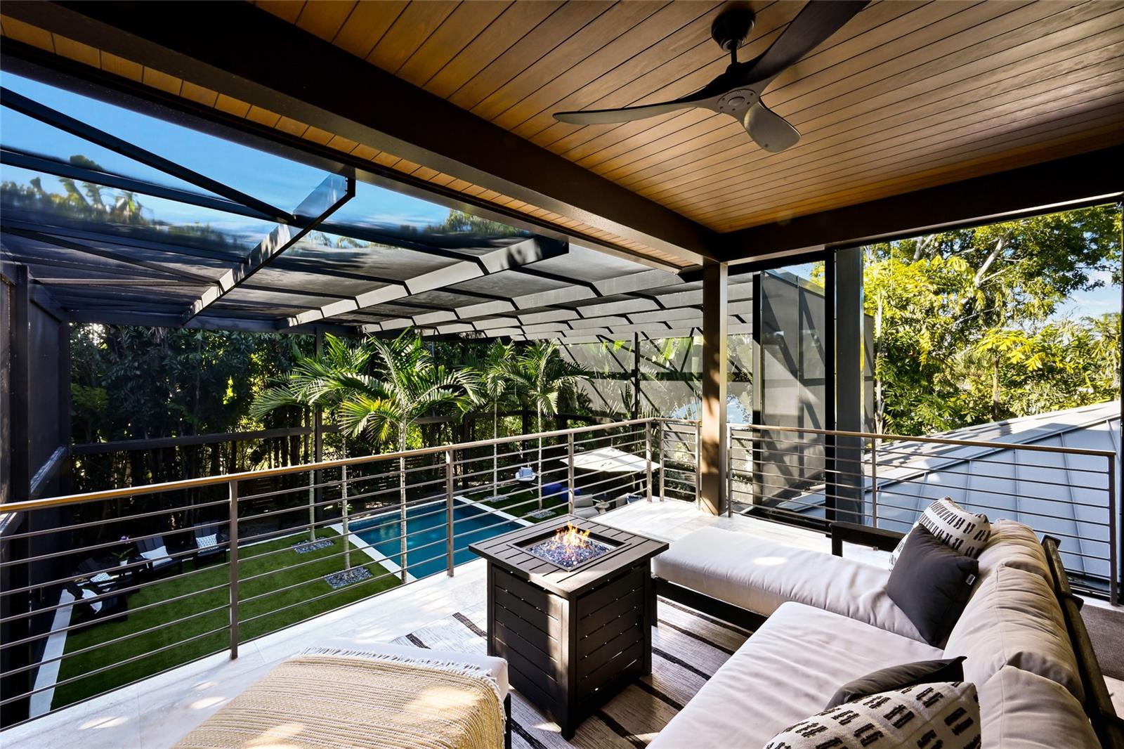 Image 63 of 86 For 948 Citrus Avenue