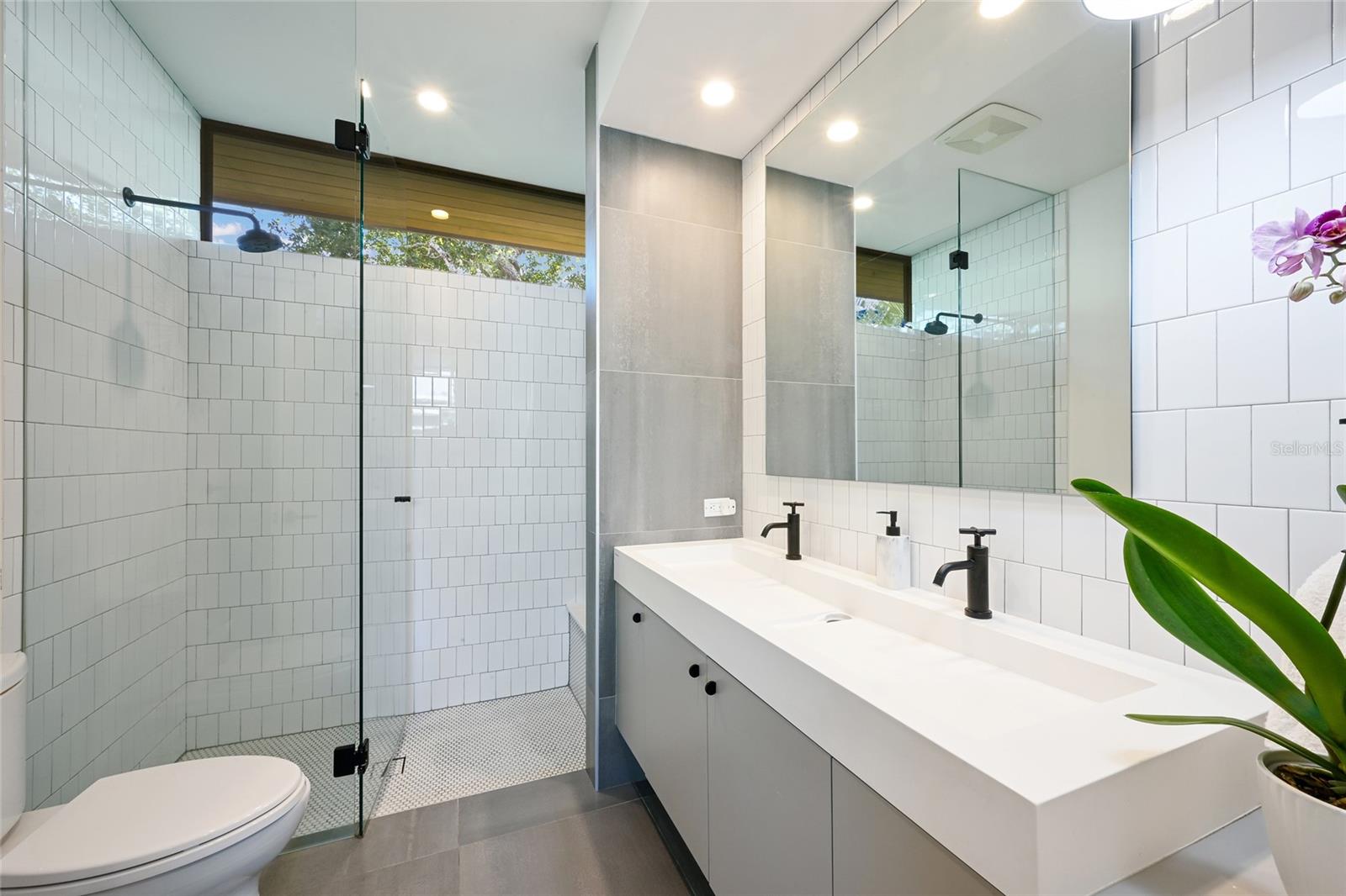 Image 67 of 86 For 948 Citrus Avenue