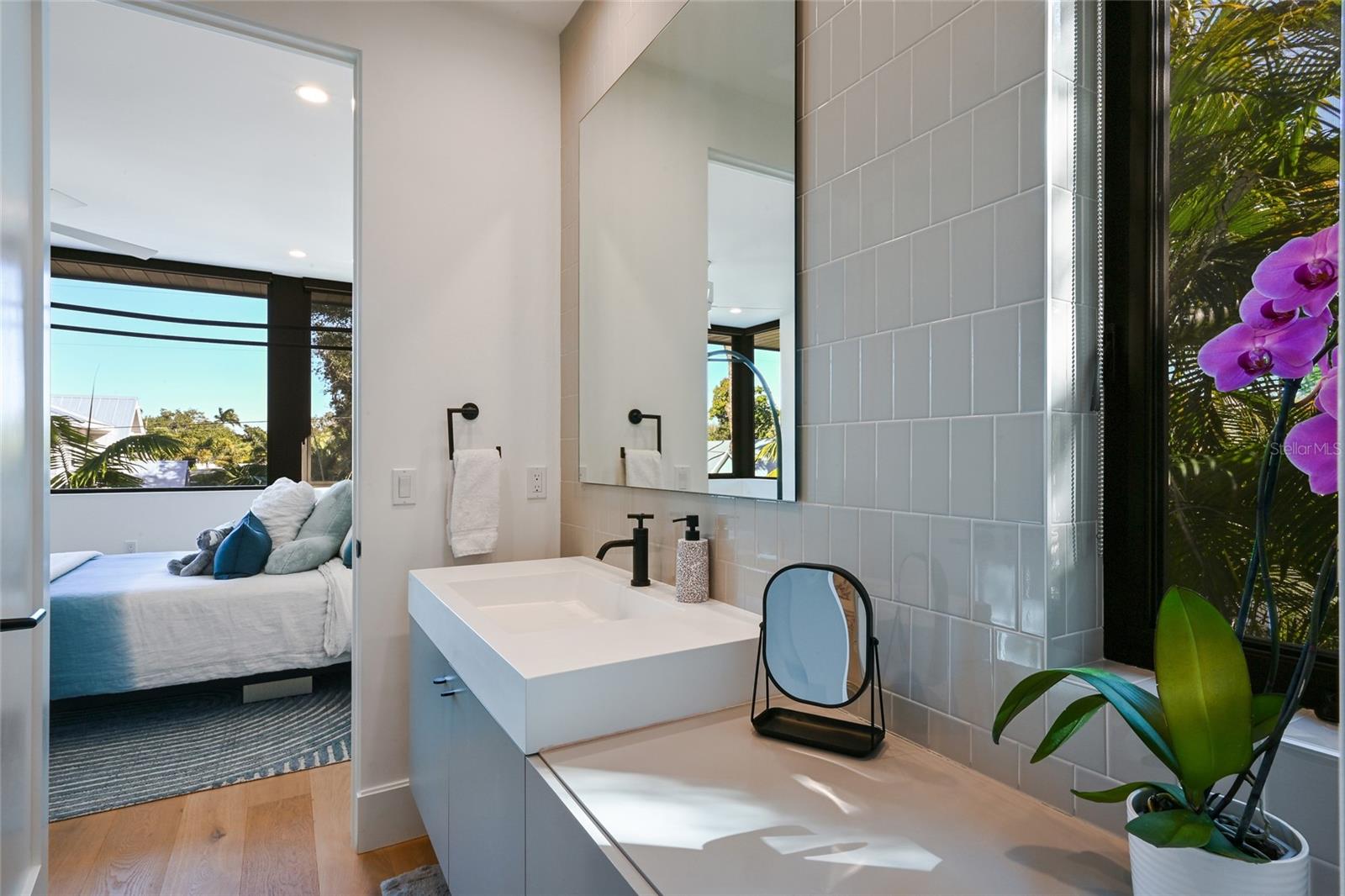 Image 69 of 86 For 948 Citrus Avenue