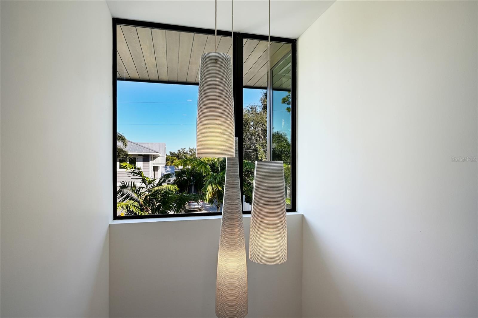 Image 73 of 86 For 948 Citrus Avenue