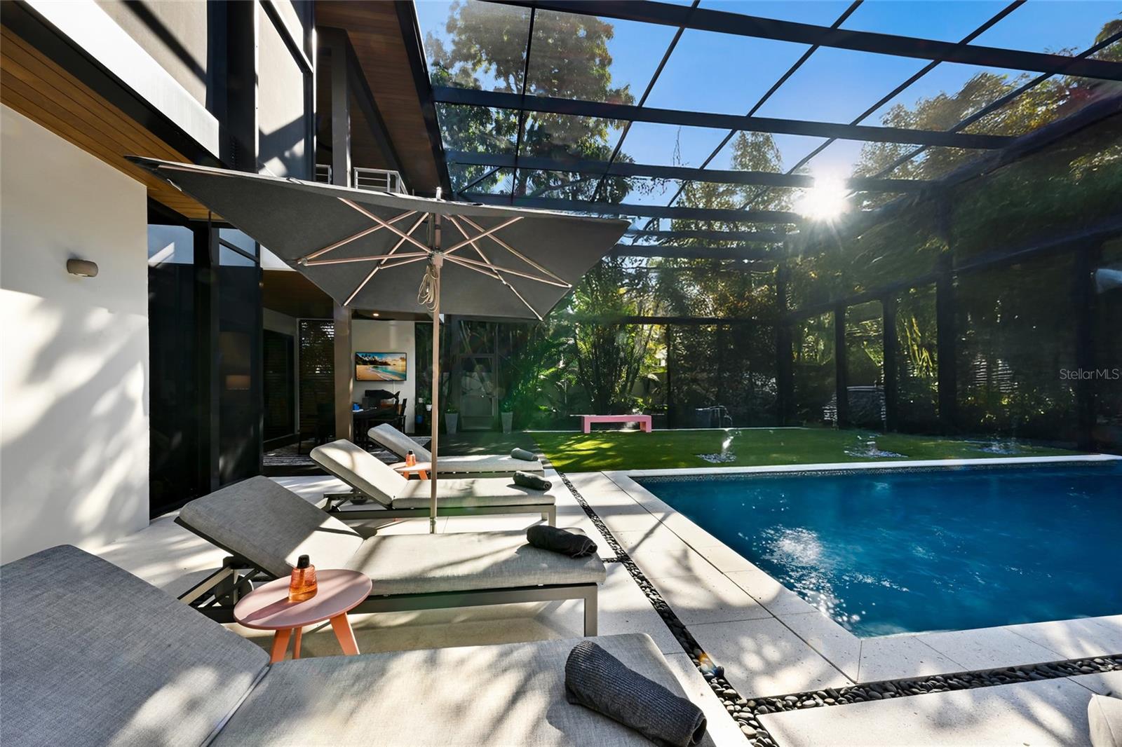 Image 74 of 86 For 948 Citrus Avenue