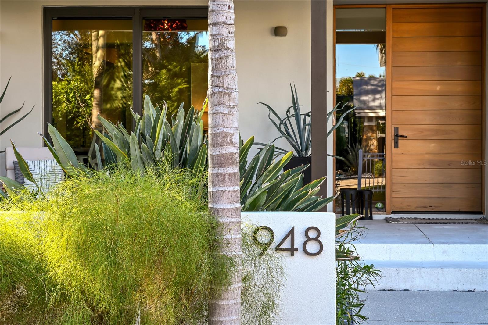 Image 9 of 86 For 948 Citrus Avenue