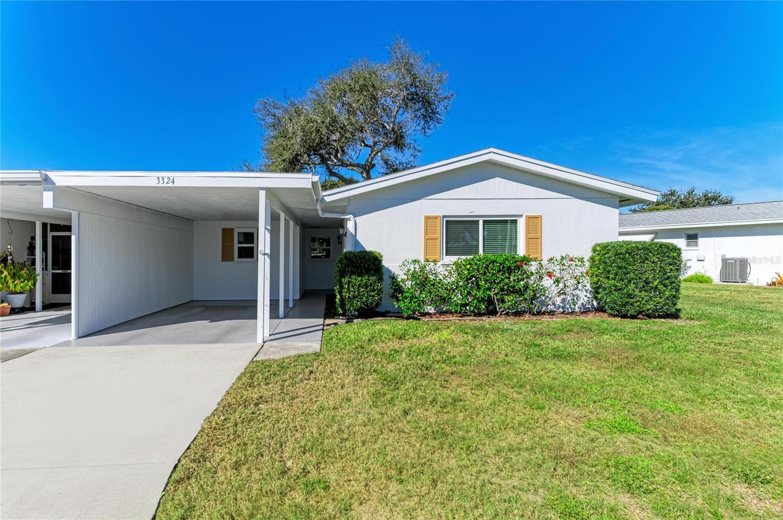 Image 2 of 52 For 3324 Westford Lane 112