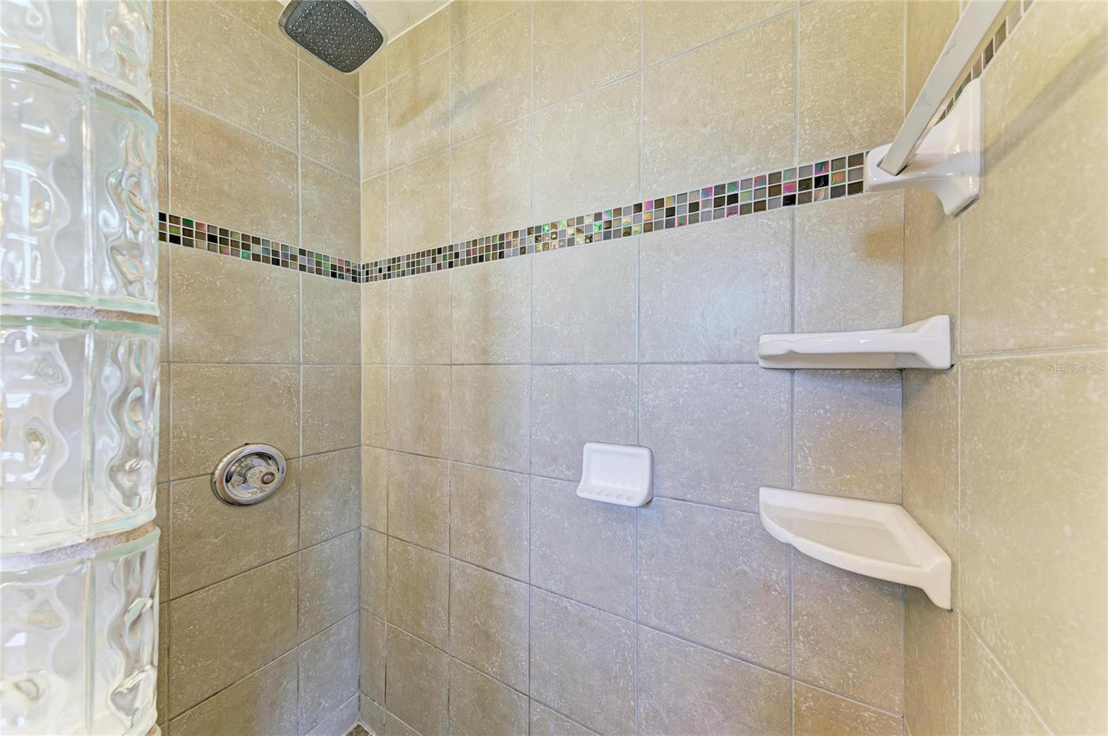 Image 30 of 52 For 3324 Westford Lane 112